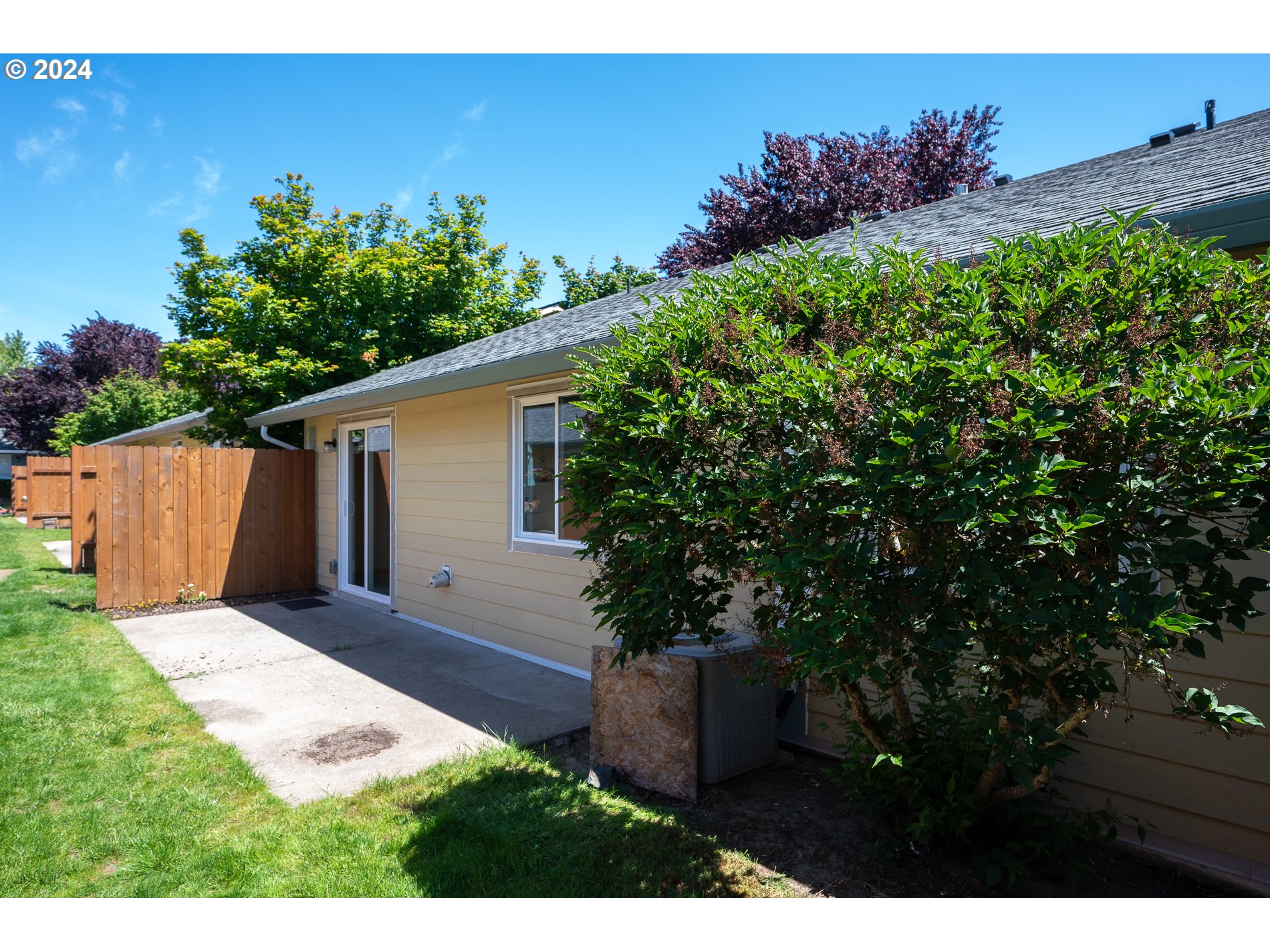 Photo #4: 24085267 Listing 