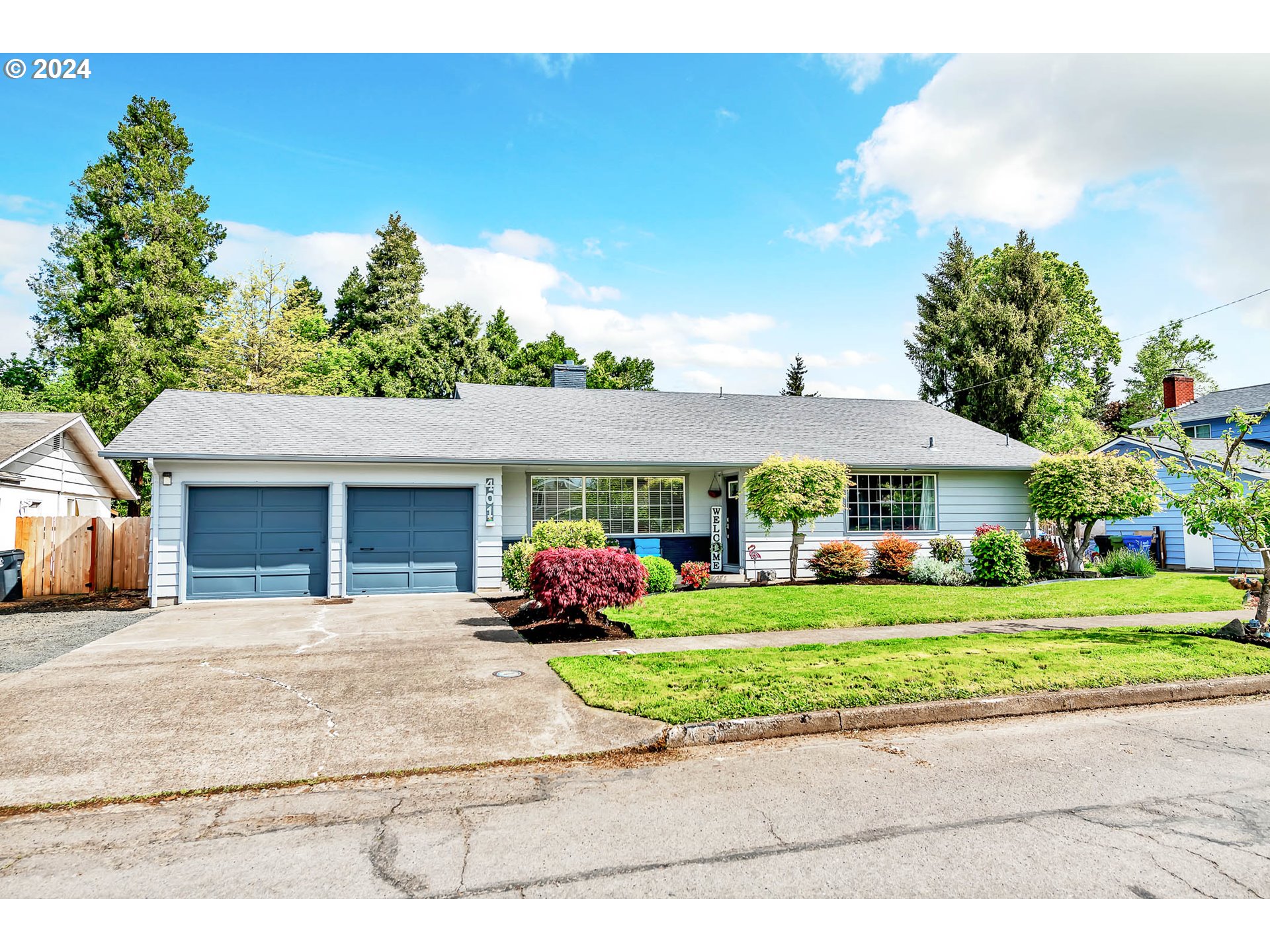 401 STERLING DR