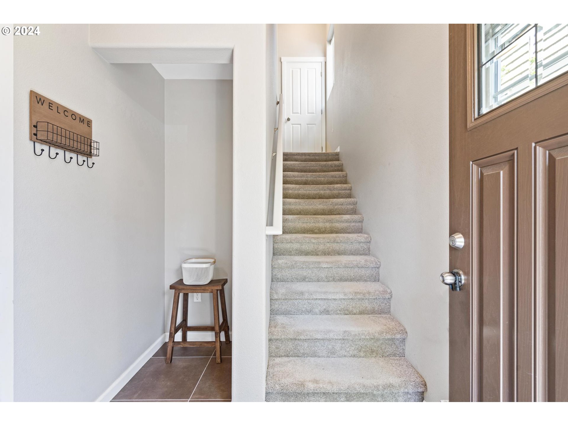 Photo #4: 24086151 Listing 