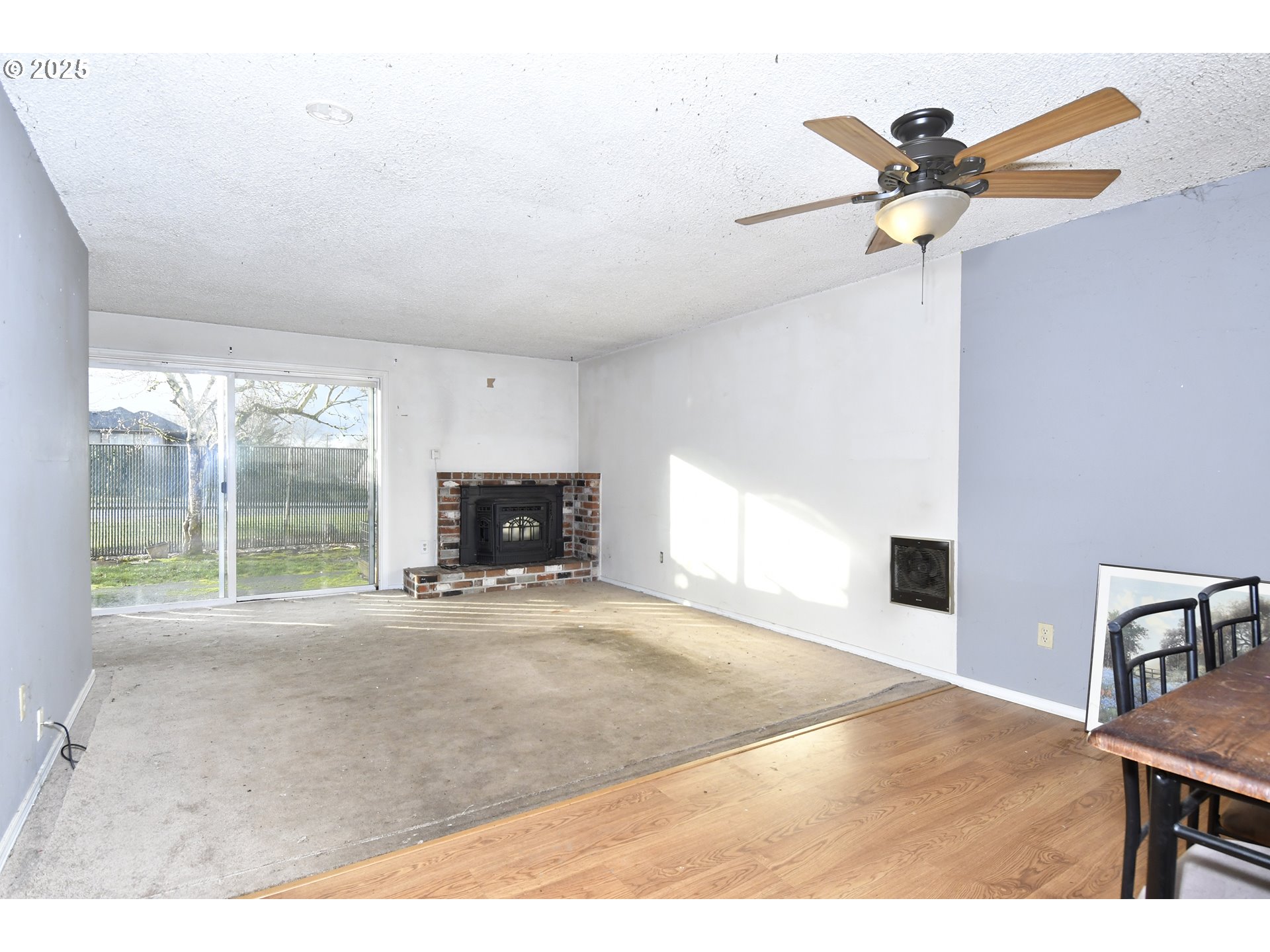 Photo #6: 24089706 Listing 