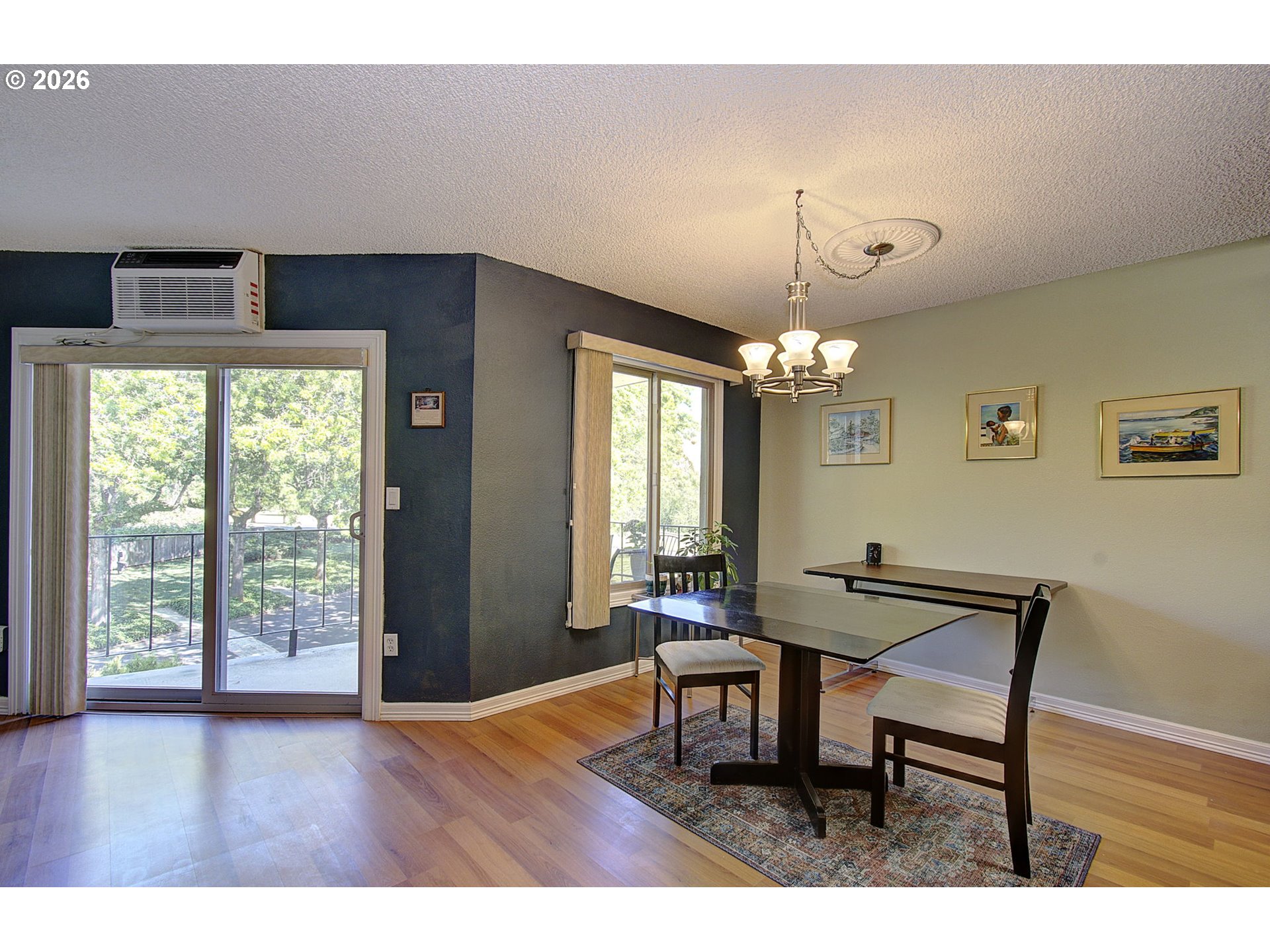 Photo #5: 240909979 Listing: Photo #5