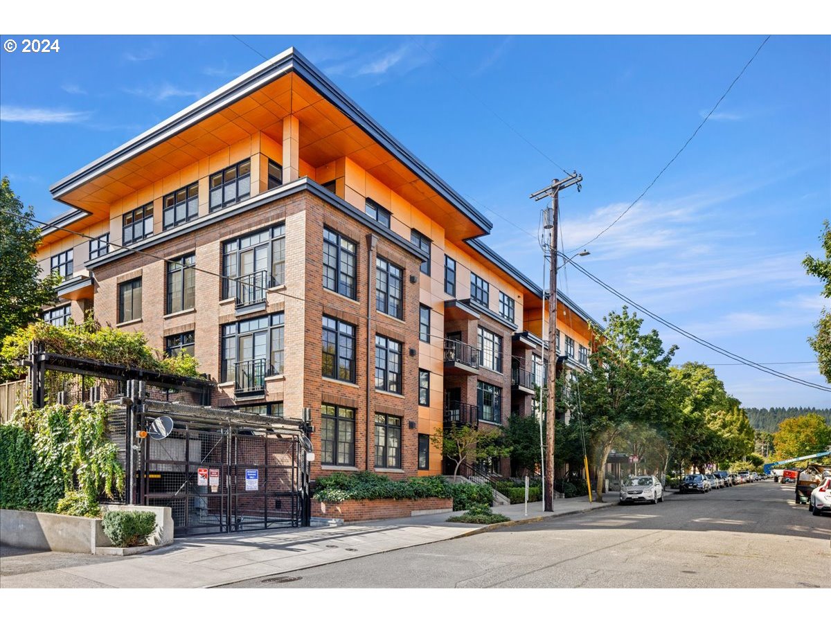 Photo #4: 24091314 Listing 