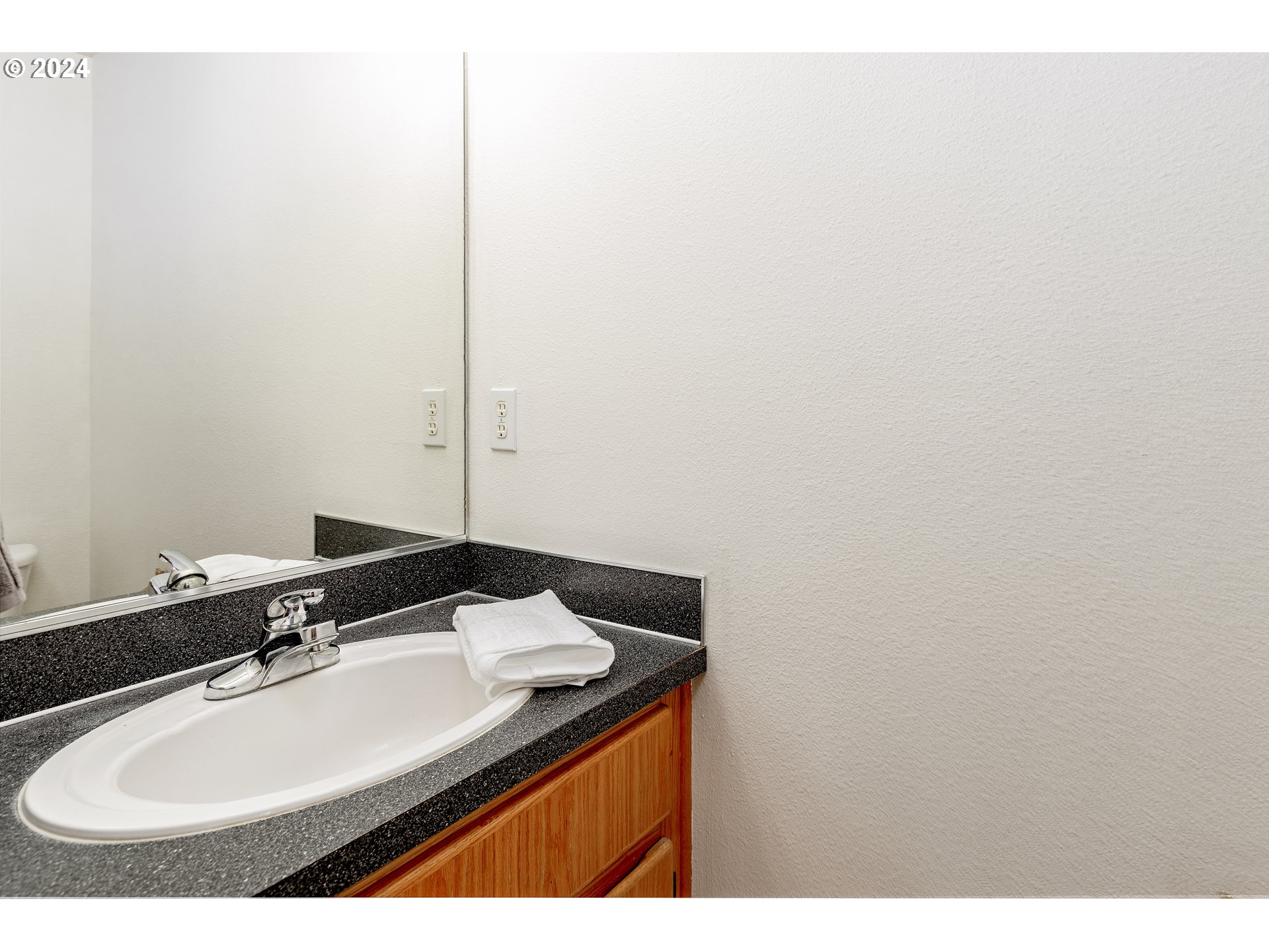 16306 NE 75th Cir, Vancouver, WA 98682