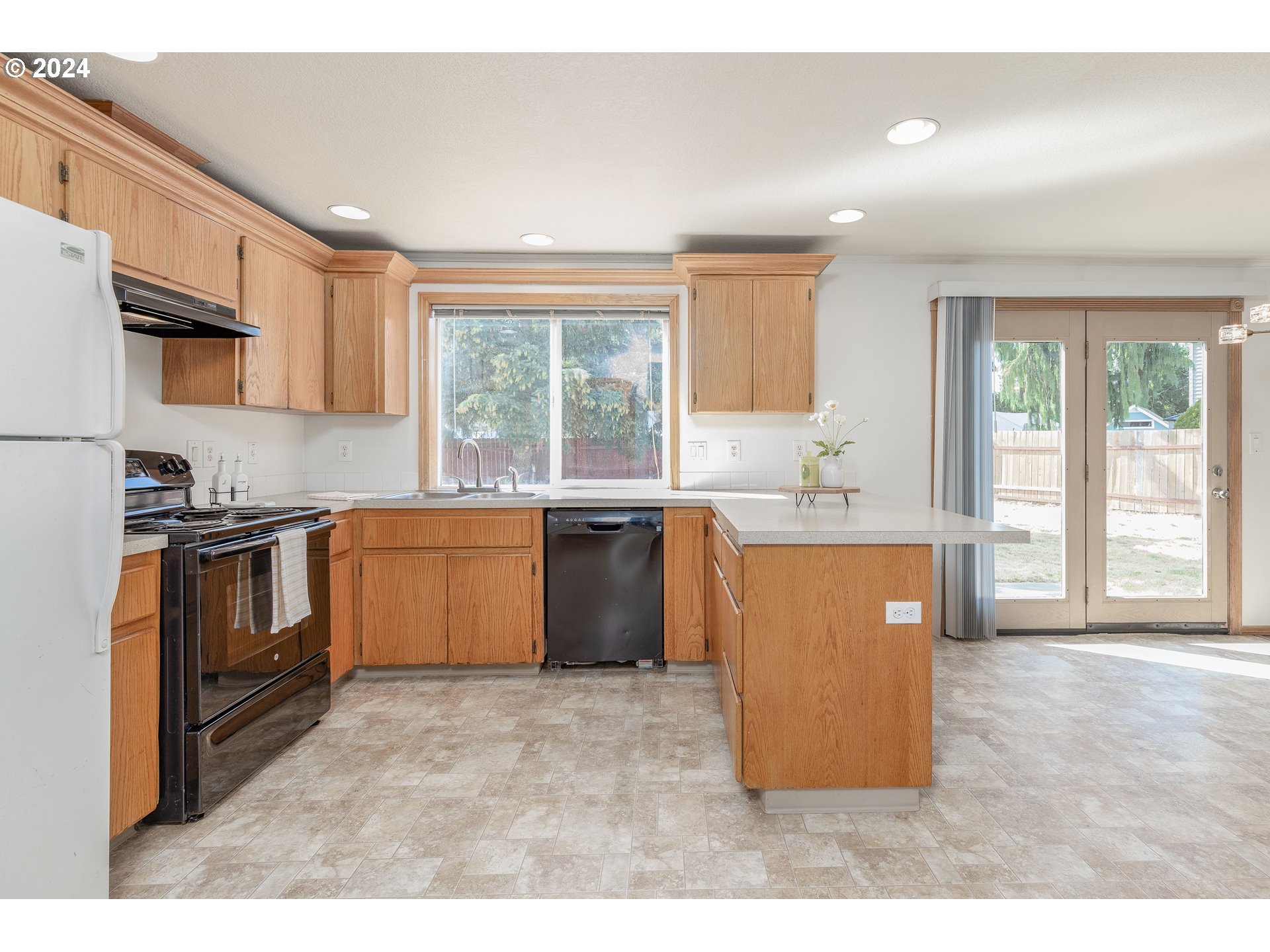 16306 NE 75th Cir, Vancouver, WA 98682