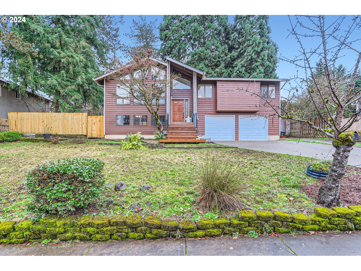 Photo of 18200 MONTE VERDI BLVD Beaverton OR 97007