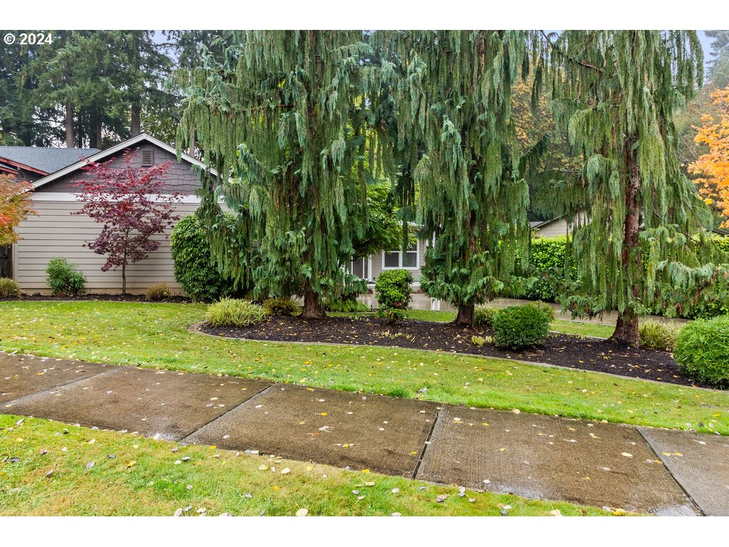 13200 NE 36th Pl, Vancouver, WA 98686