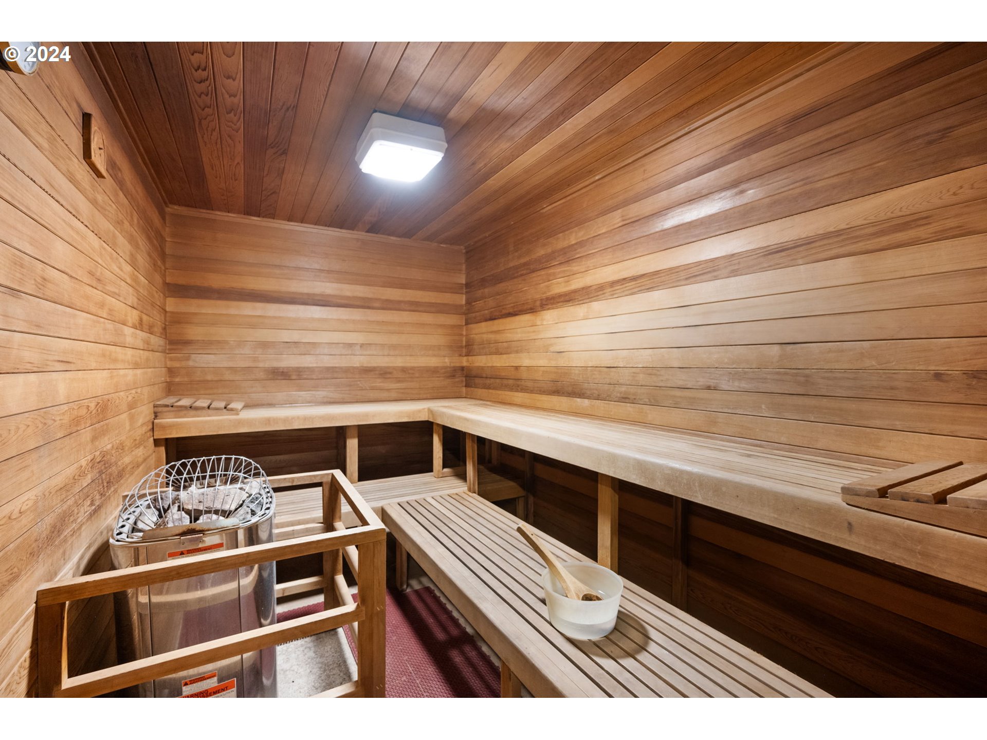Photo #32: Sauna