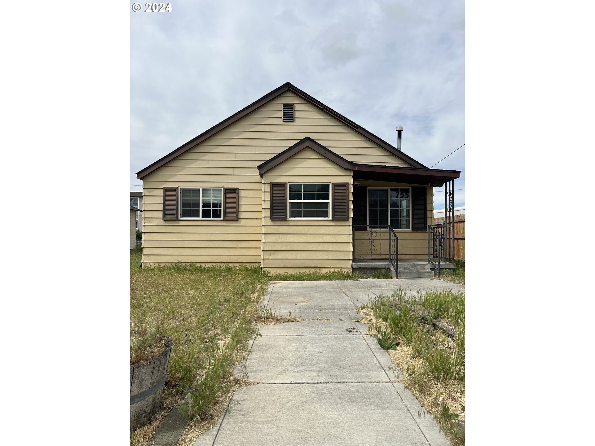 Photo of 755 NEWPORT AVE Hermiston OR 97838