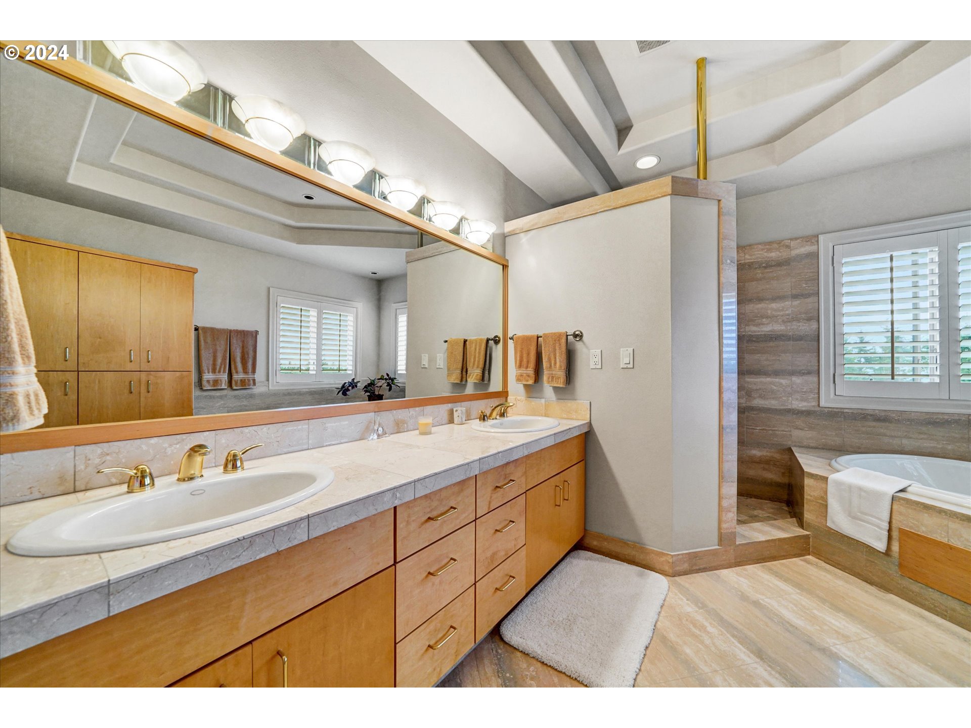 18200 NE SUNRISE PEAKS LN, Hillsboro, OR, 97123