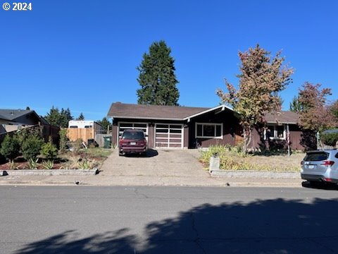 Photo of 927 TRAVIS AVE Eugene OR 97404