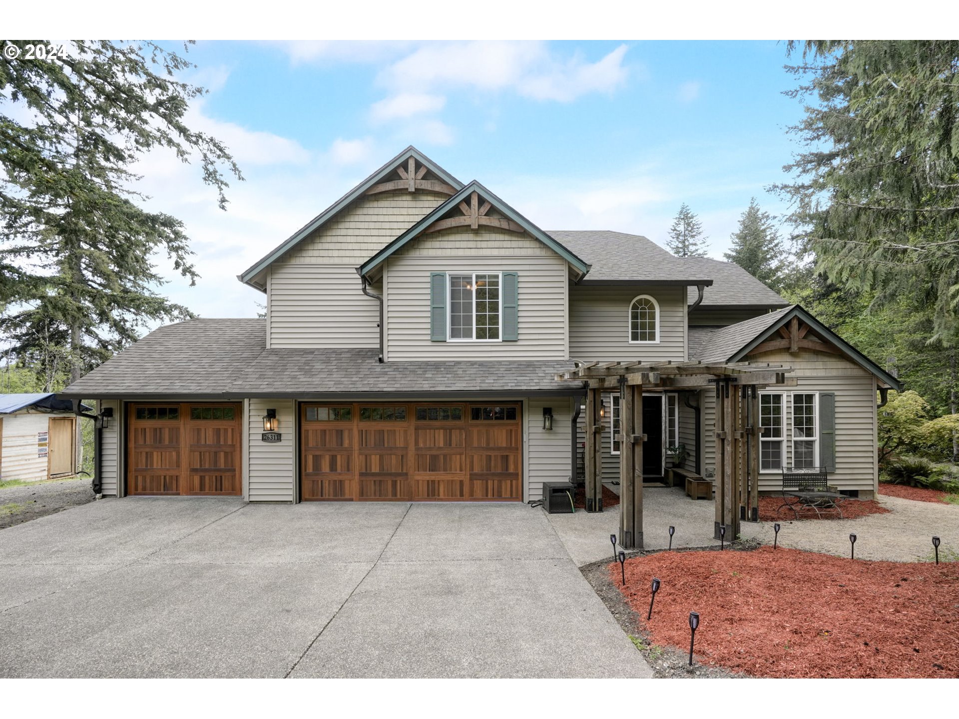 Photo of 26311 WINSOR CIR Brush Prairie WA 98606