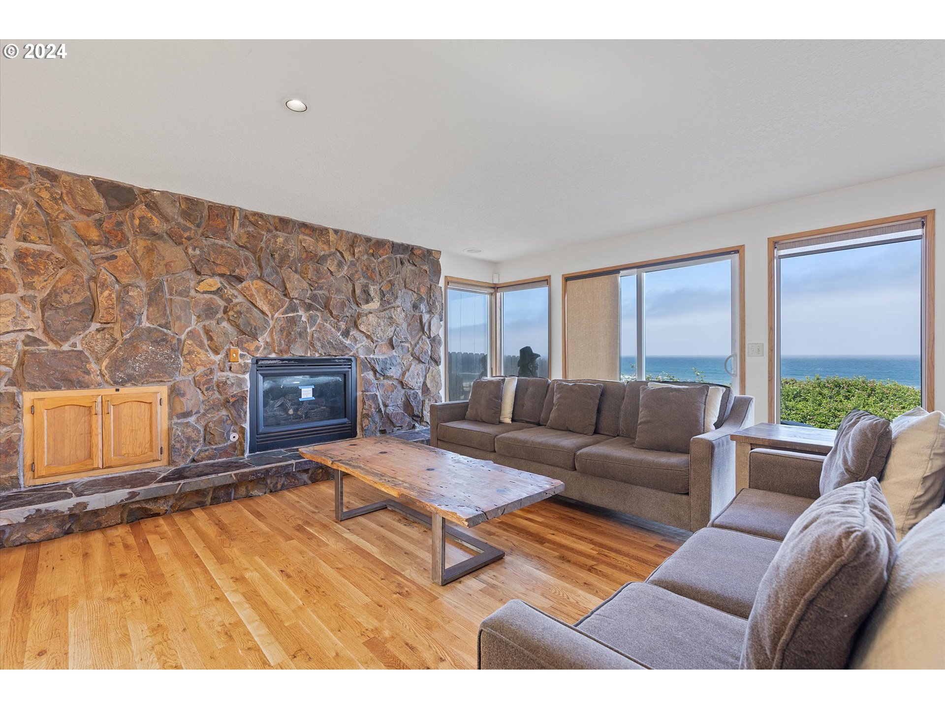 5771 NW JETTY AVE, Lincoln City, OR, 97367