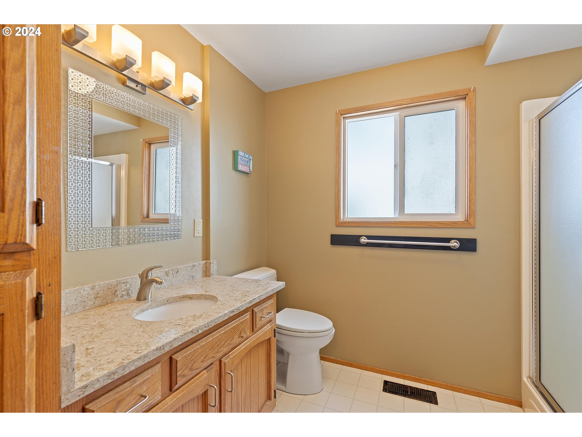 5771 NW JETTY AVE, Lincoln City, OR, 97367