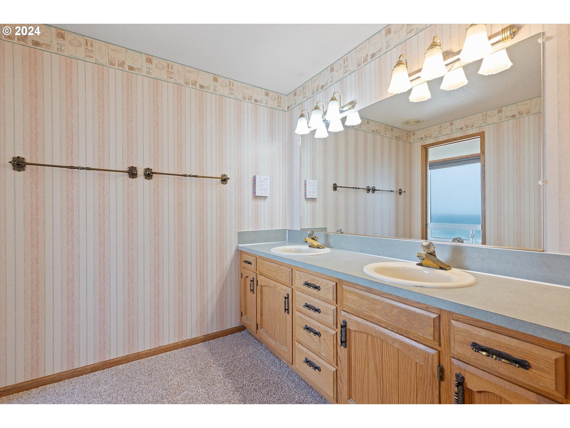 5771 NW JETTY AVE, Lincoln City, OR, 97367