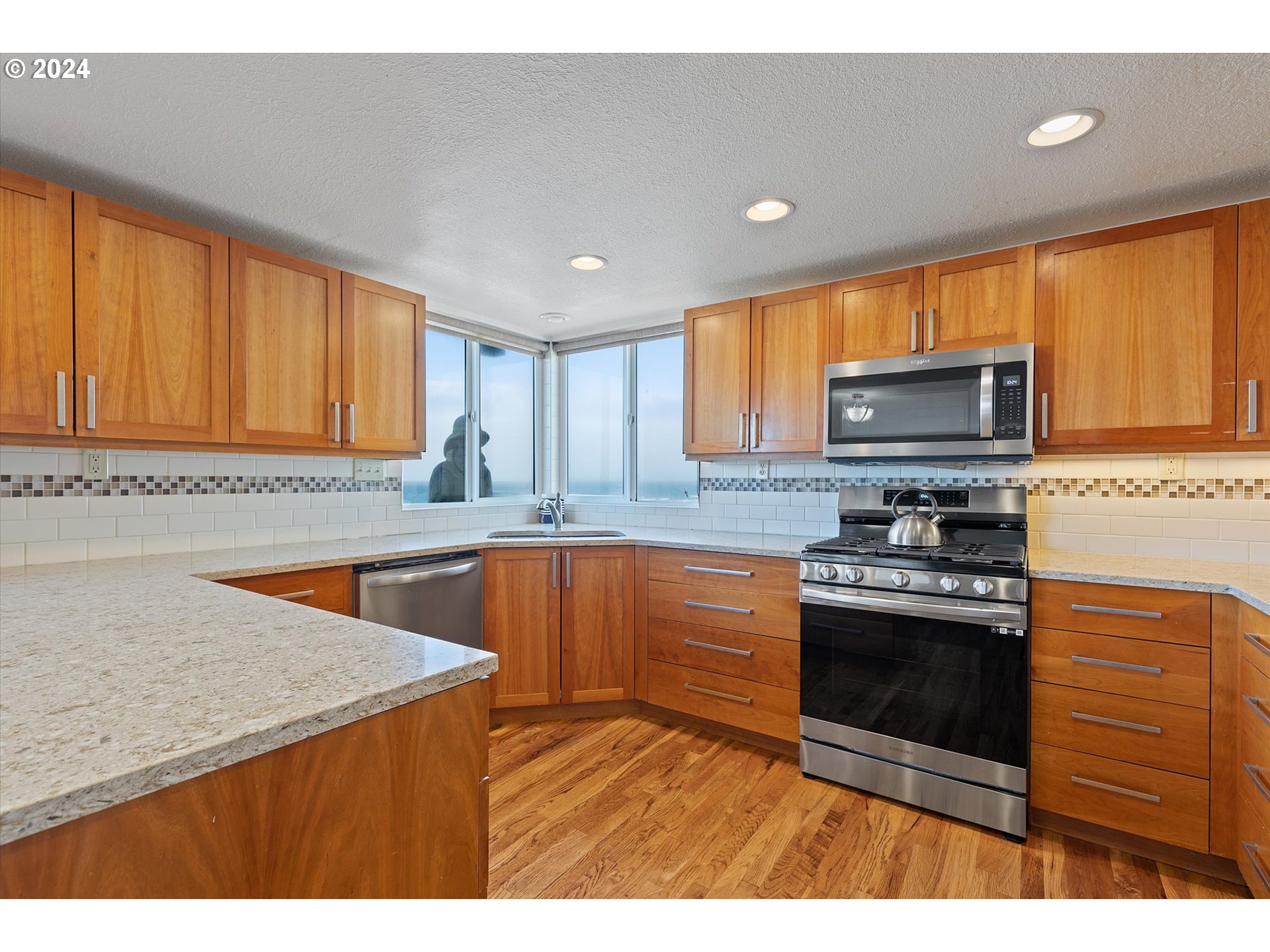 5771 NW JETTY AVE, Lincoln City, OR, 97367