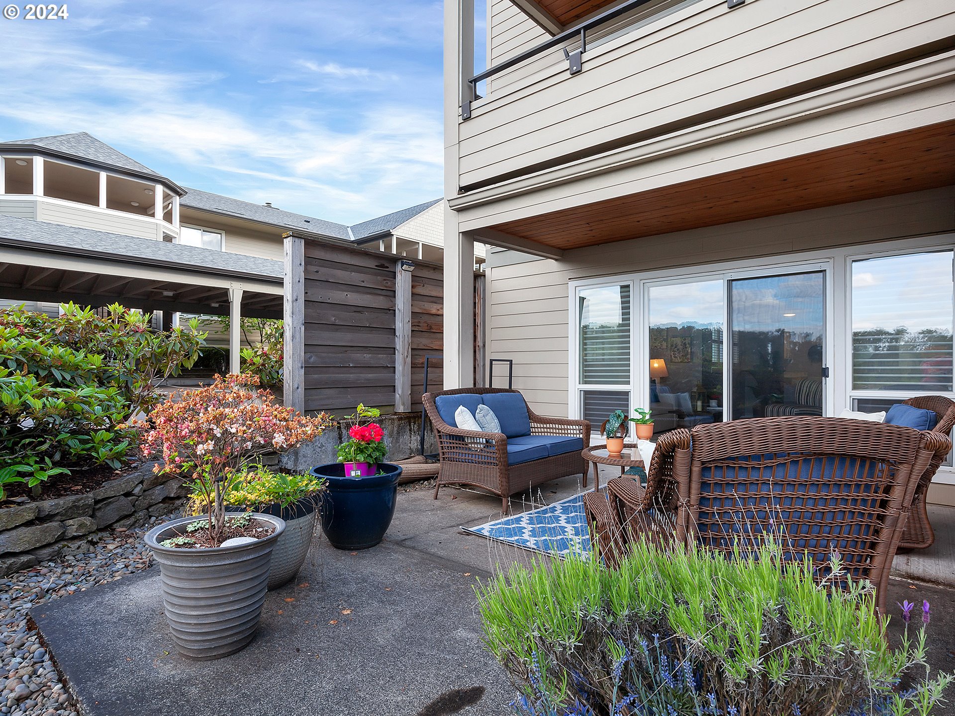 Photo #3: 24126322 Listing 
