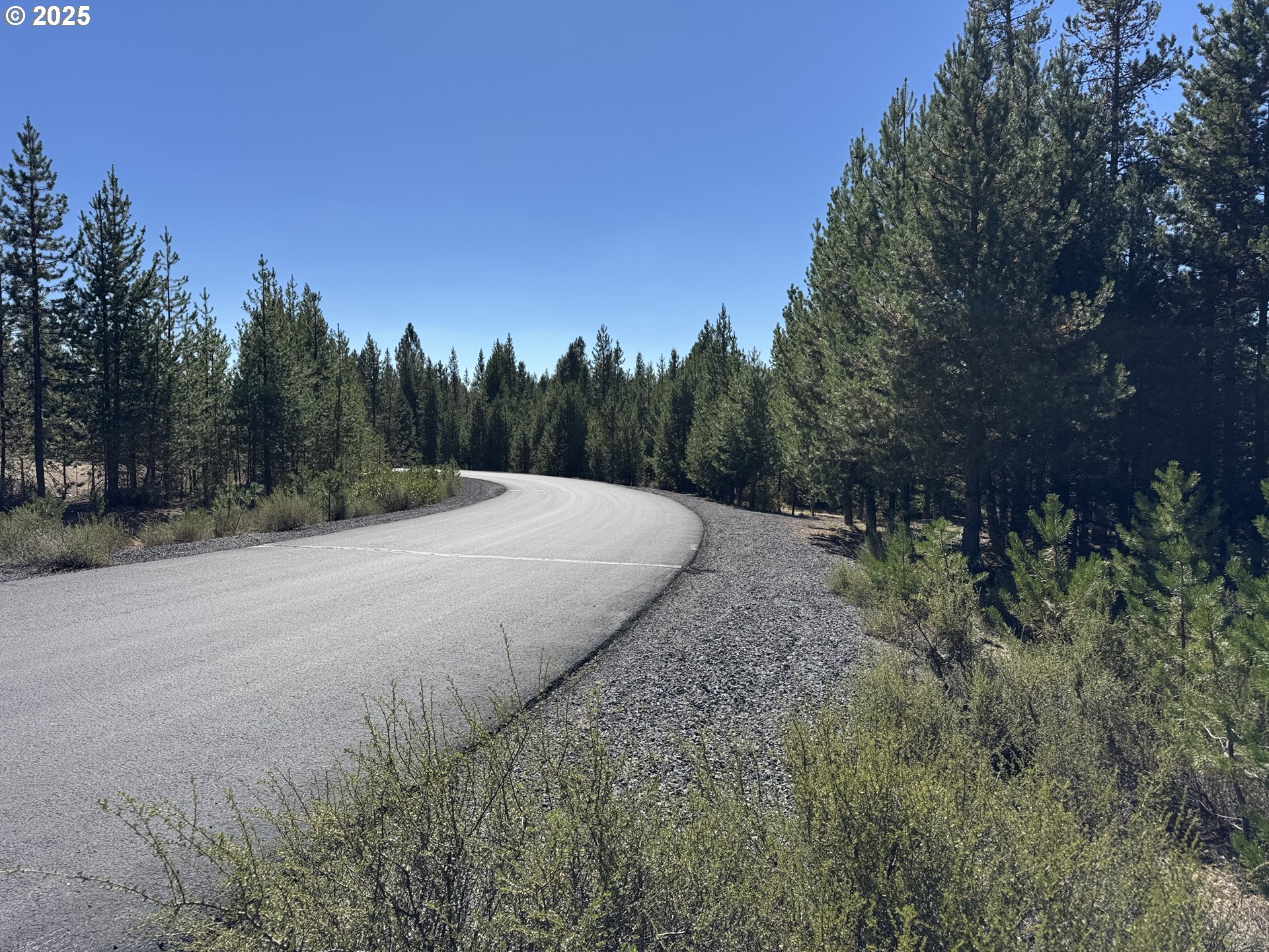 Crescent Moon Drive UNIT 29, Crescent Lake, OR, 97733