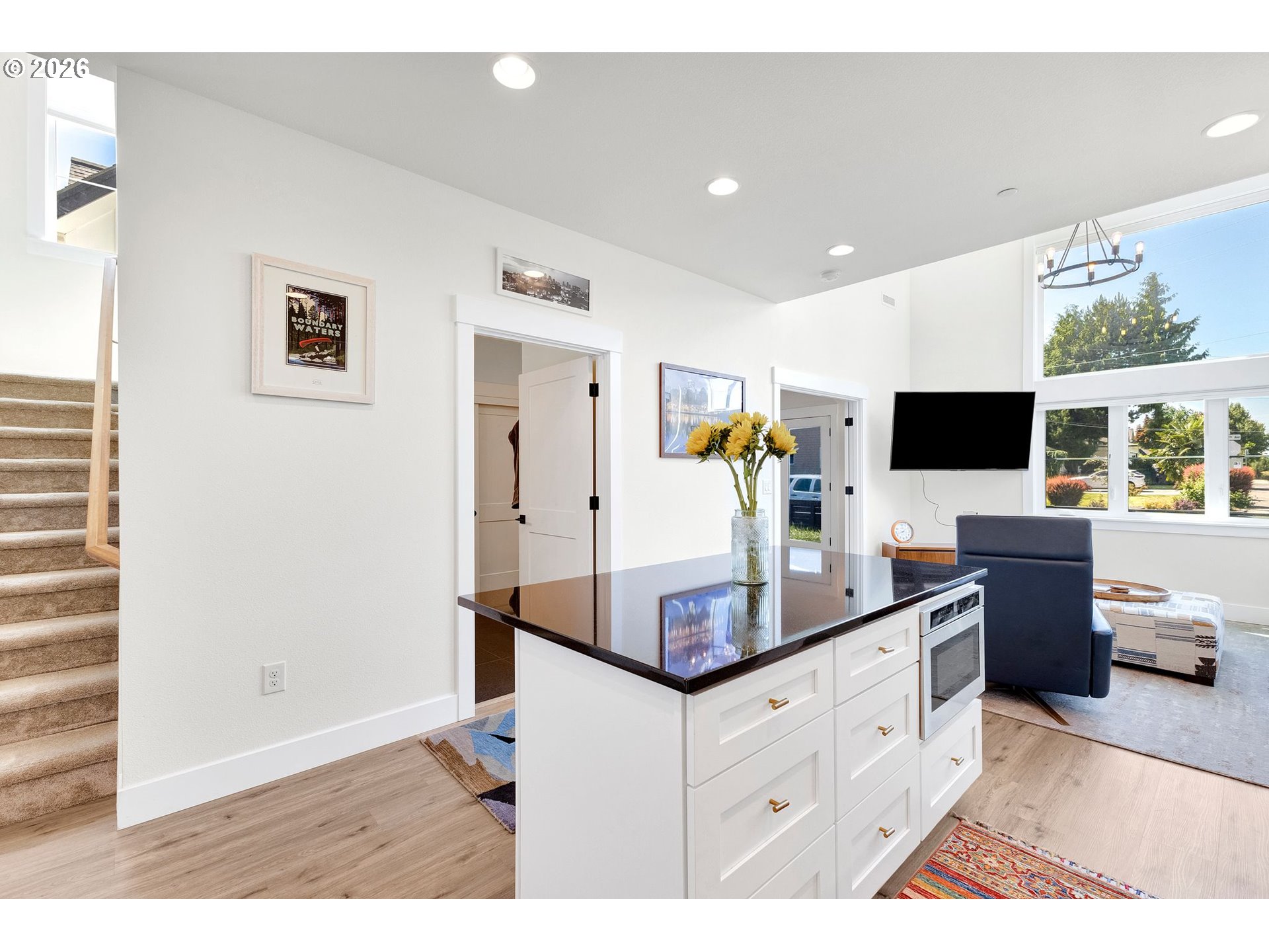 Photo #16: 241299982 Listing: Photo #16