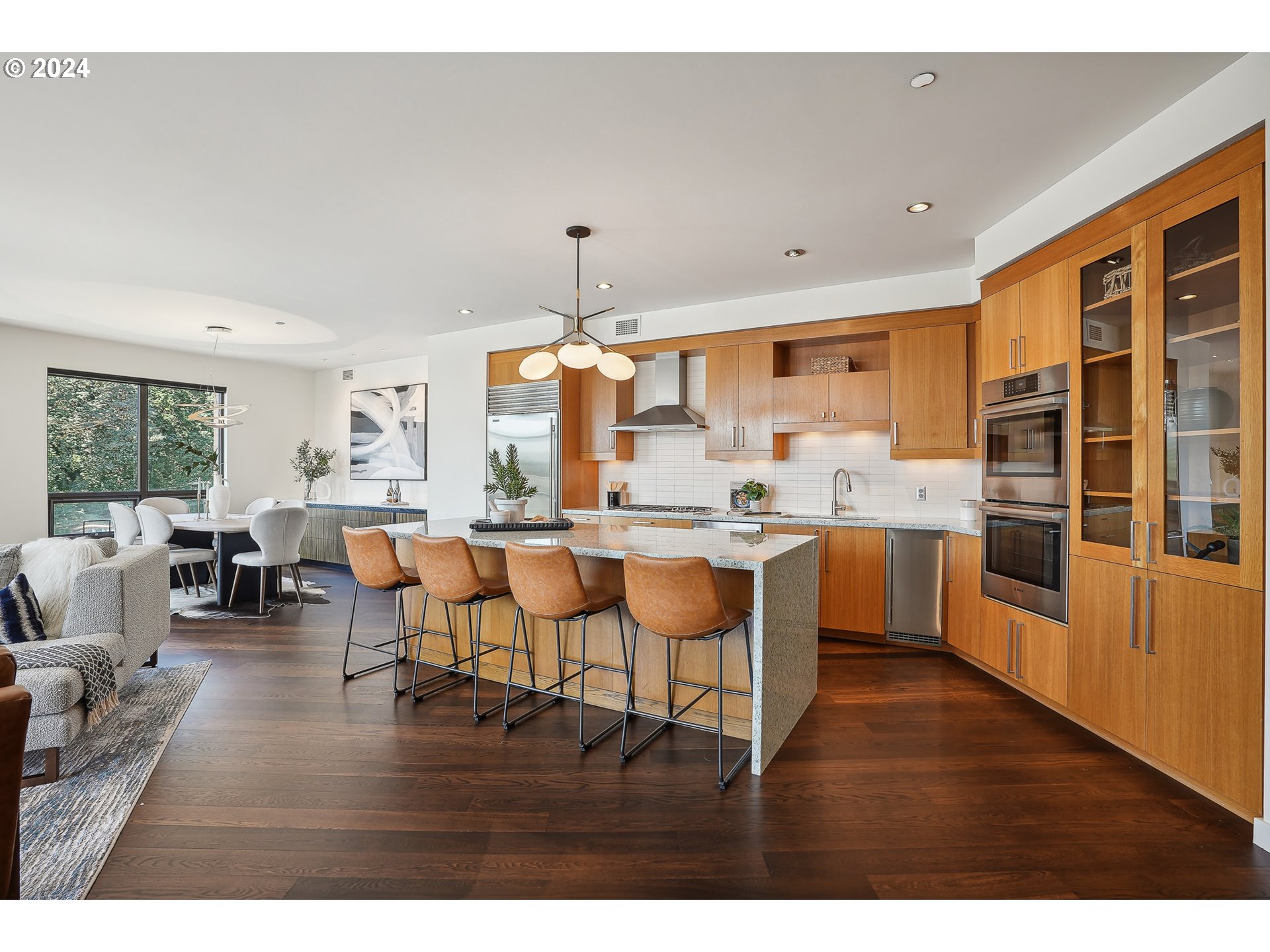 Photo #4: 24135575 Listing 