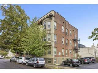 2087 NW OVERTON ST, Portland, OR 97209, 1 Bedroom Bedrooms, ,1 BathroomBathrooms,Residential,For Sale,OVERTON,24138463