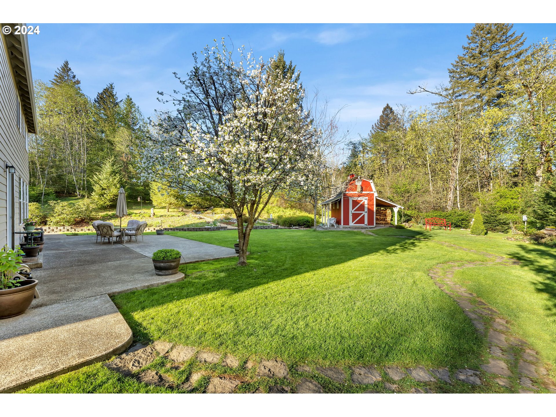 11  Thompson Dr, Washougal, WA 98671