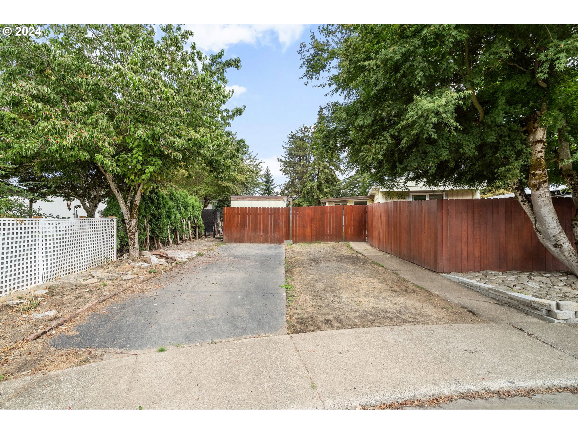 Photo of 22072 FLORAL AVE Aurora OR 97002