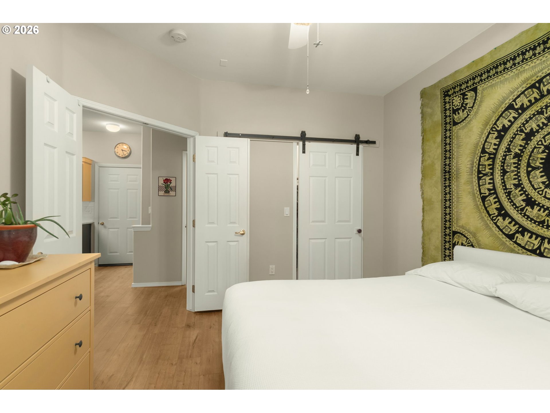 Photo #9: 241494212 Listing: Photo #9