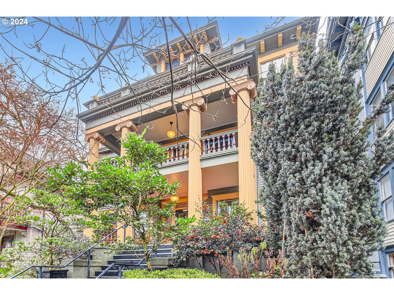 Photo #3: 24150230 Listing 