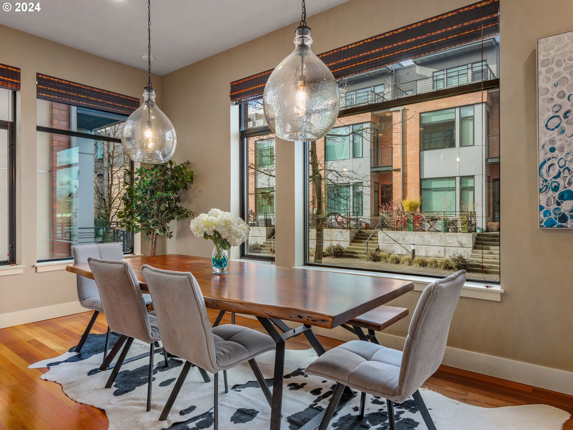 Photo #6: 24153026 Listing 