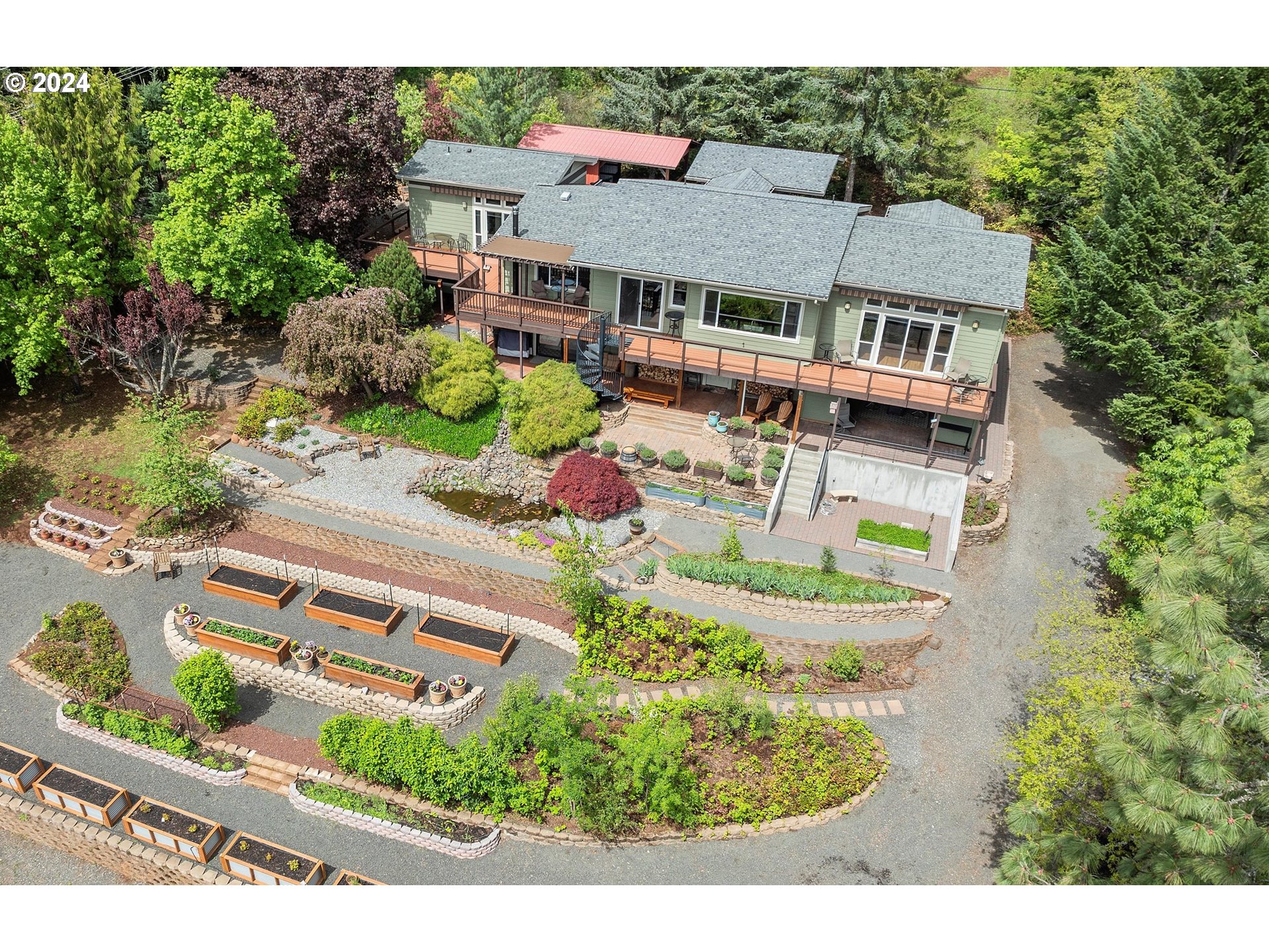 2550 REED RD, Hood River, OR 