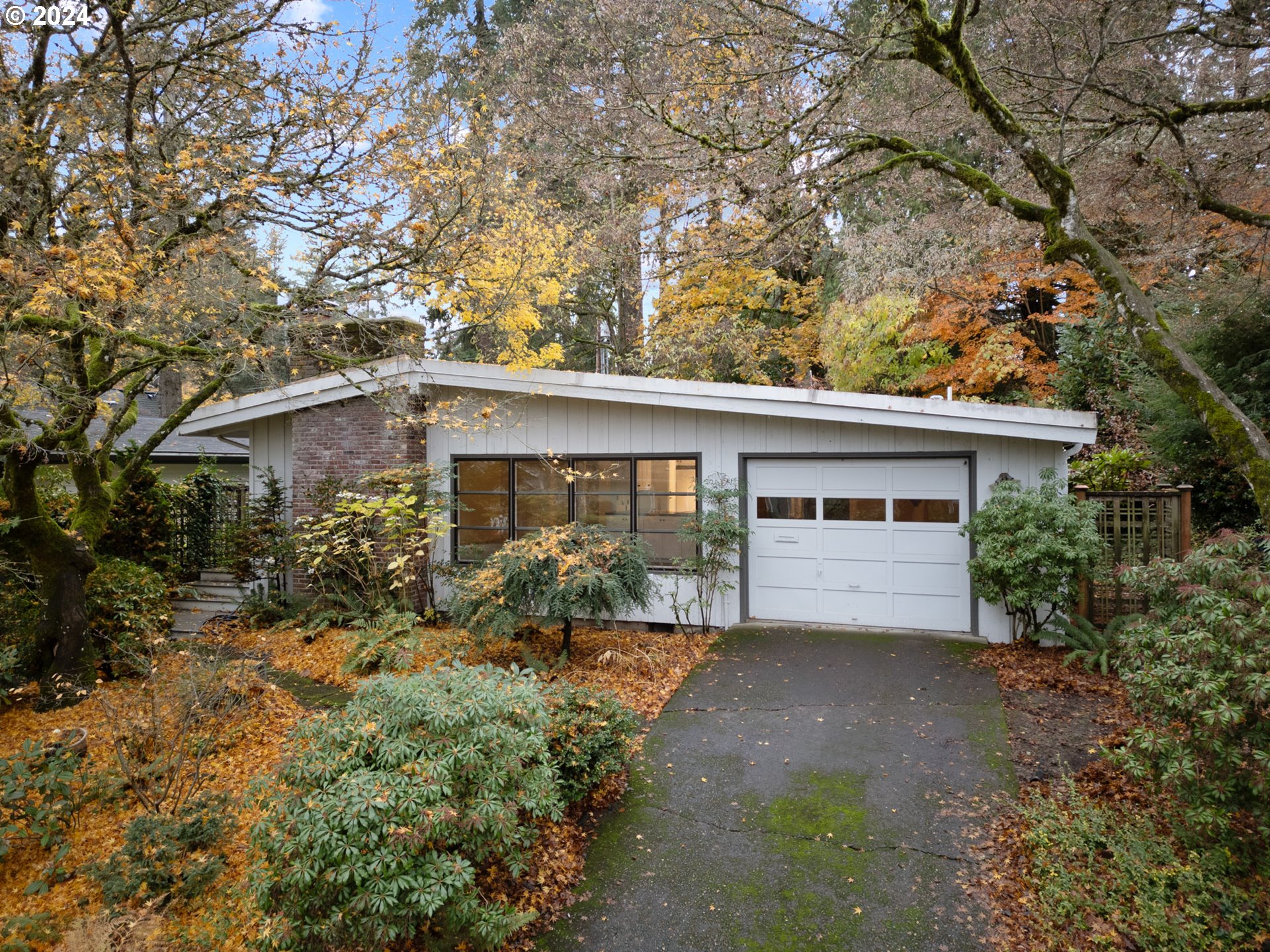 Photo of 762 9TH ST Lake Oswego OR 97034