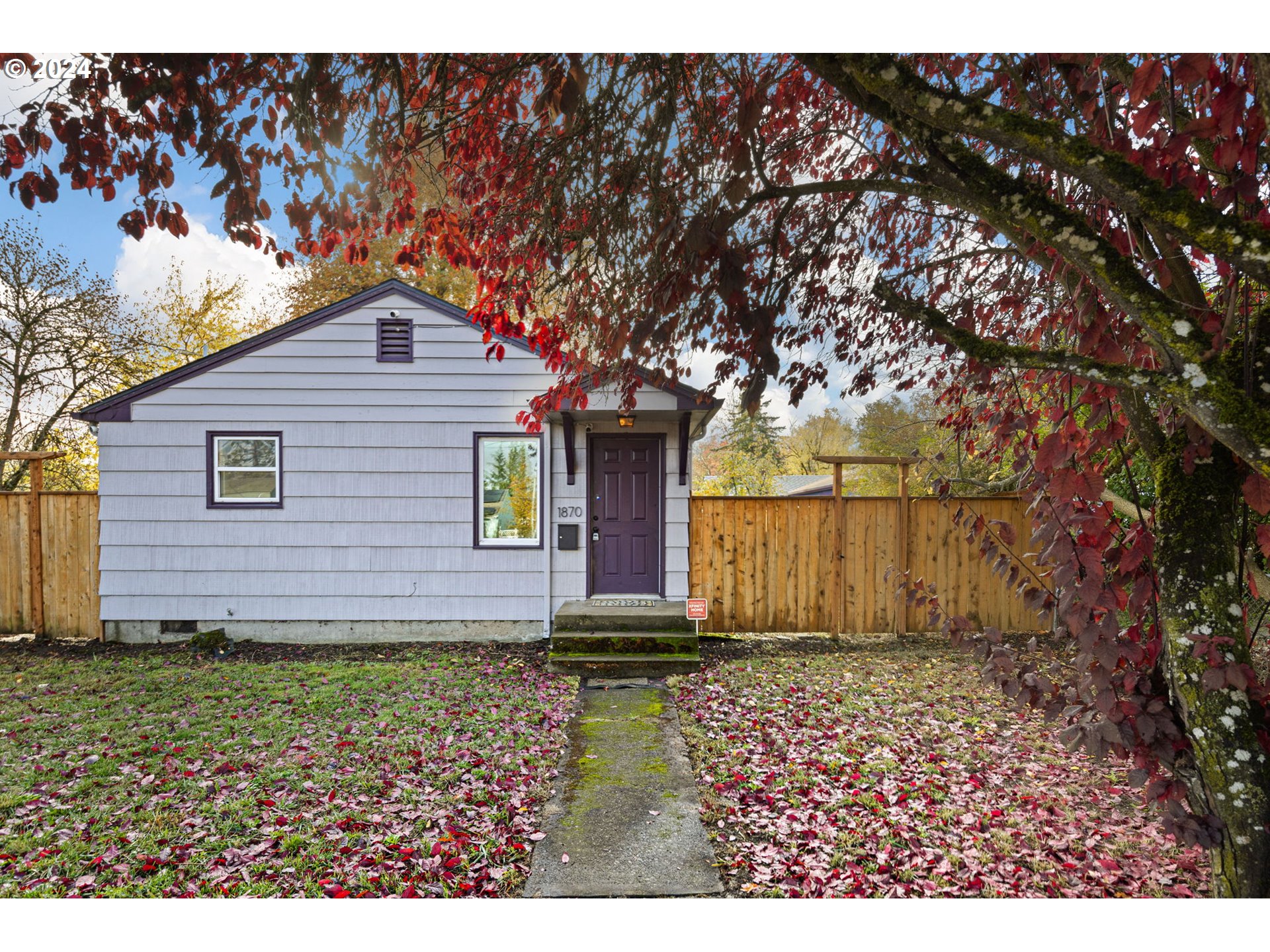 Come check out this cute single level bungalow in West Eugene. It features hardwood floors throughout, arched doorways for historic charm, and a new mini-split heating and cooling system. This home also boasts a new tankless water heater, gas cooking, and a newer roof. The yard is fully fenced with a swing gate to close off the driveway, and there are digital cameras throughout the property for added security. Come on by Saturday 11/16 1-3pm and see if this is the right fit for You and Your family!