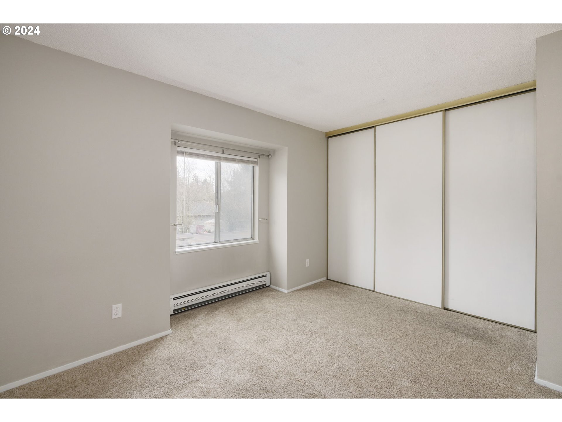 Photo #5: 24174960 Listing 
