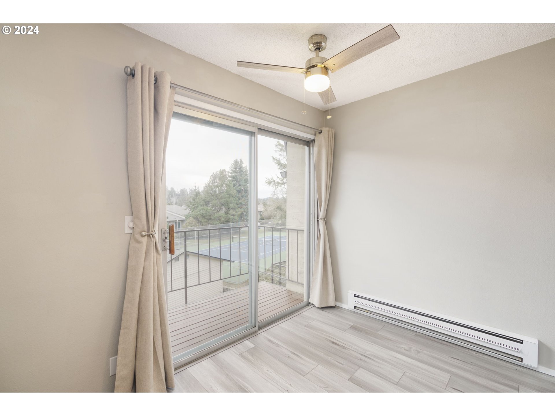 Photo #4: 24174960 Listing 