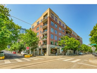 821 NW 11TH AVE 403, Portland, OR 97209, 2 Bedrooms Bedrooms, ,2 BathroomsBathrooms,Residential,For Sale,11TH,24175025