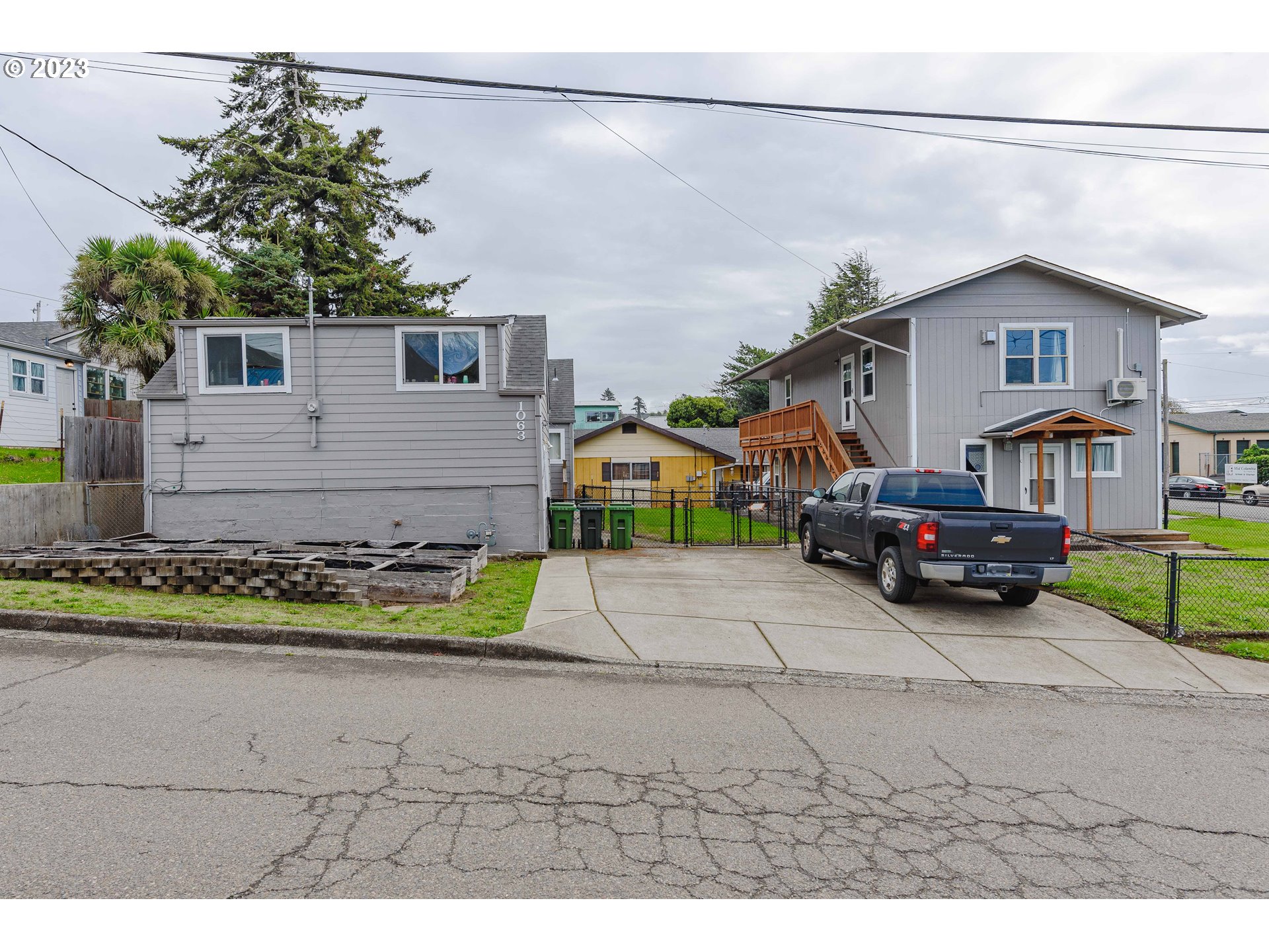 Photo of 1063 CONNECTICUT AVE North Bend OR 97459