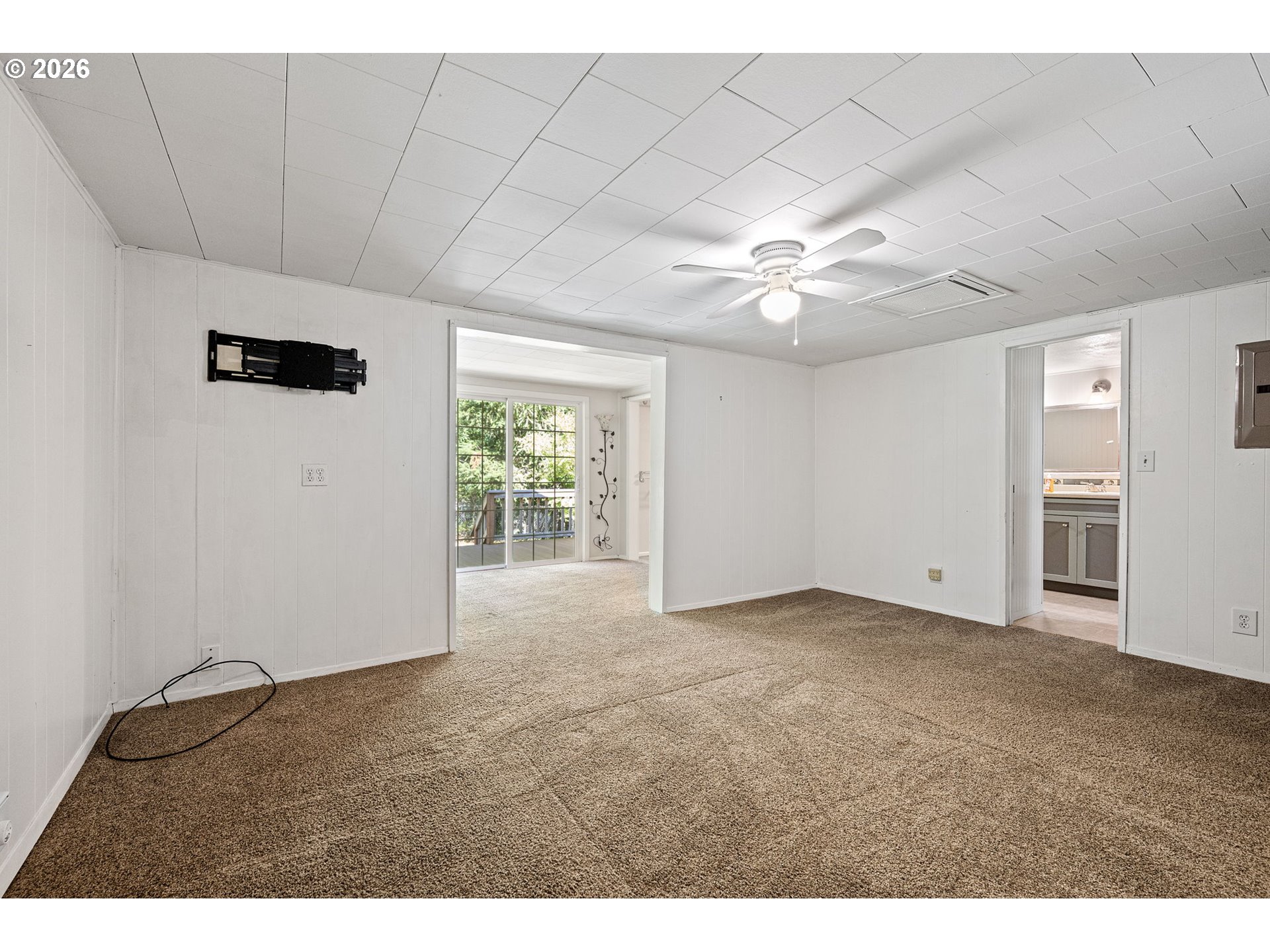 Property photo 11 of 48