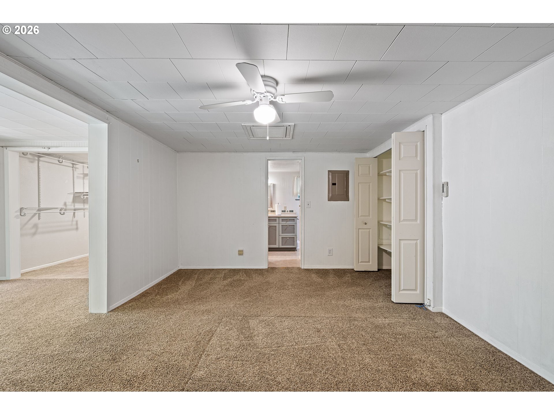 Property photo 12 of 48