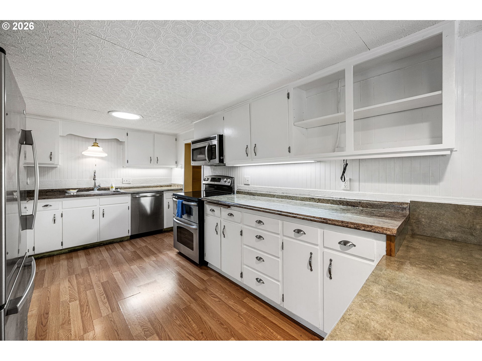 Property photo 6 of 48