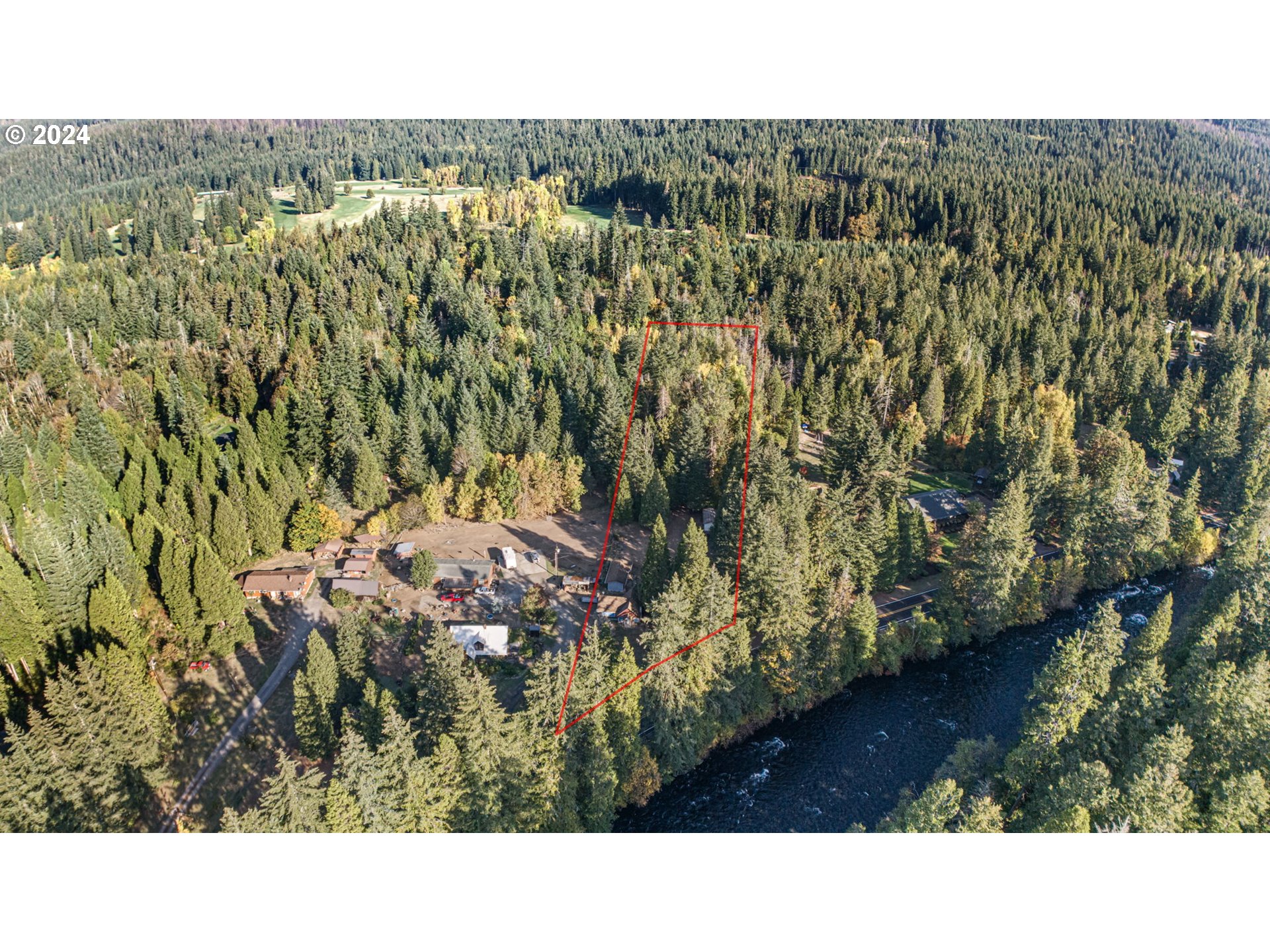 Photo of 55349 MCKENZIE RIVER DR Blue River OR 97413