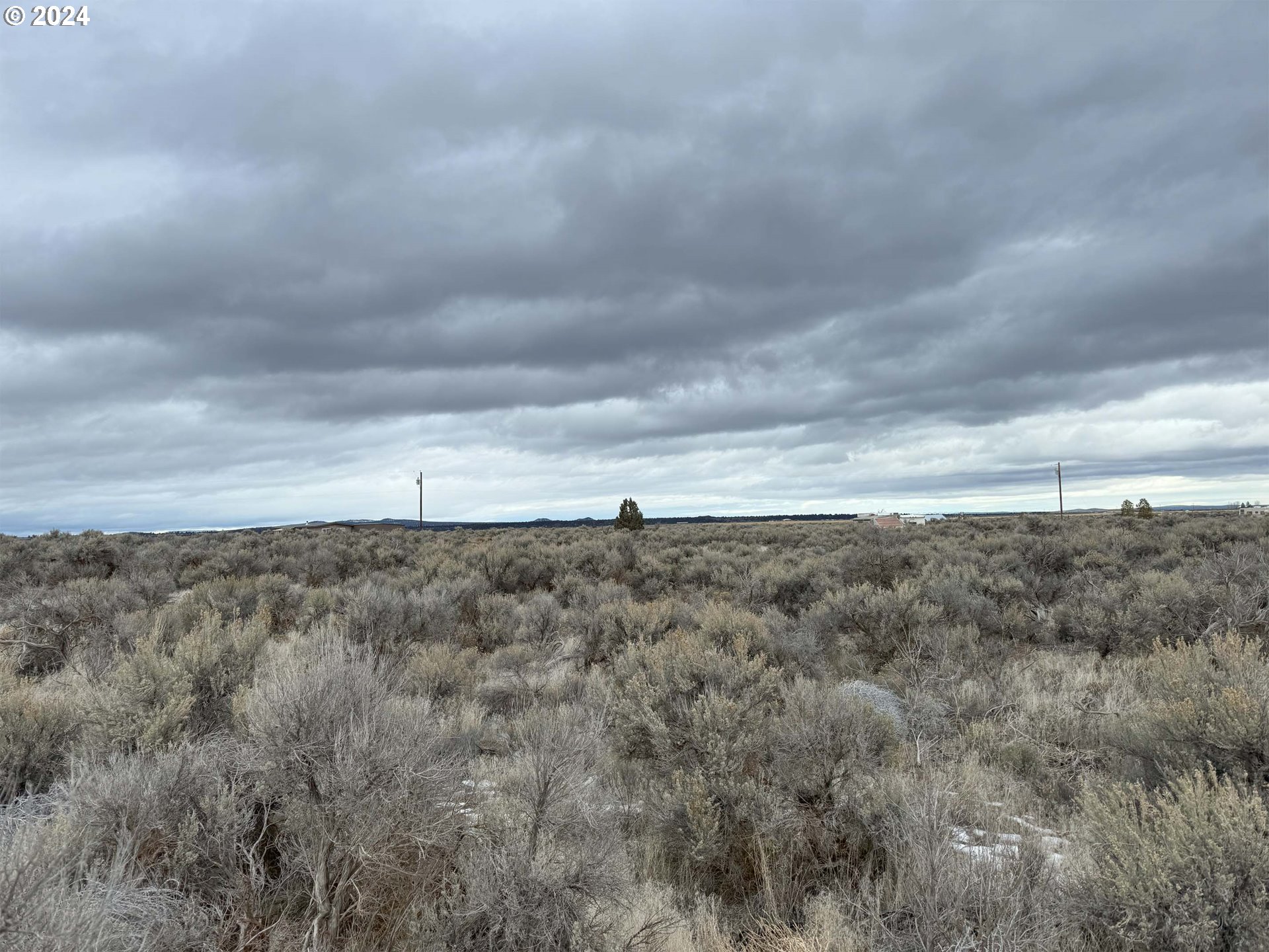 Glitter LN 5900 UNIT 5900, Christmas Valley, OR, 97641