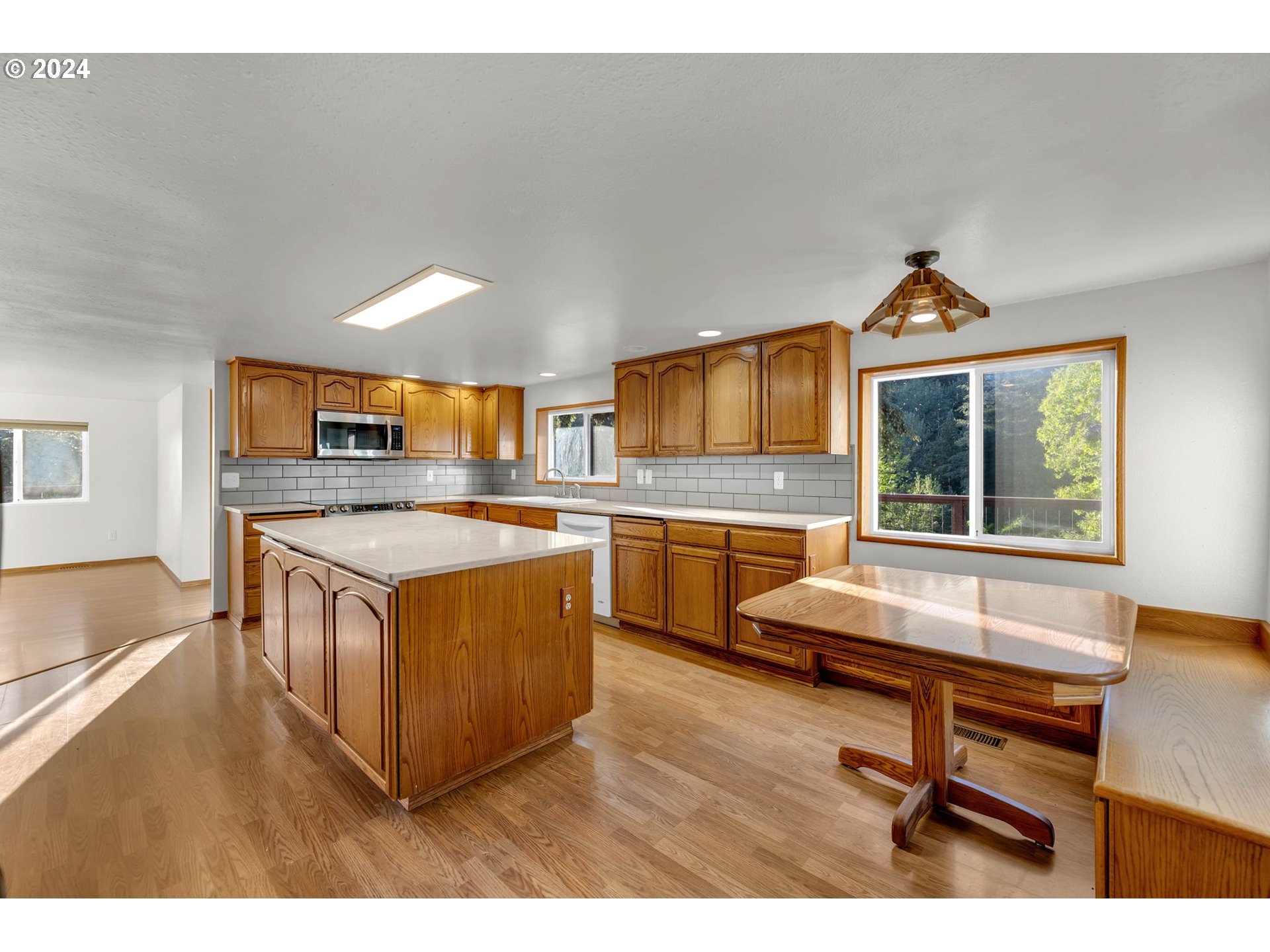 141  Wedrick Rd, Stevenson, WA 98648