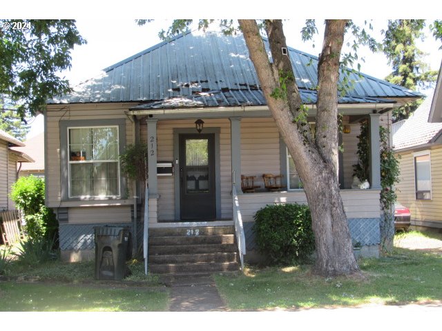 Photo of 212 MOSHER AVE Roseburg OR 97470