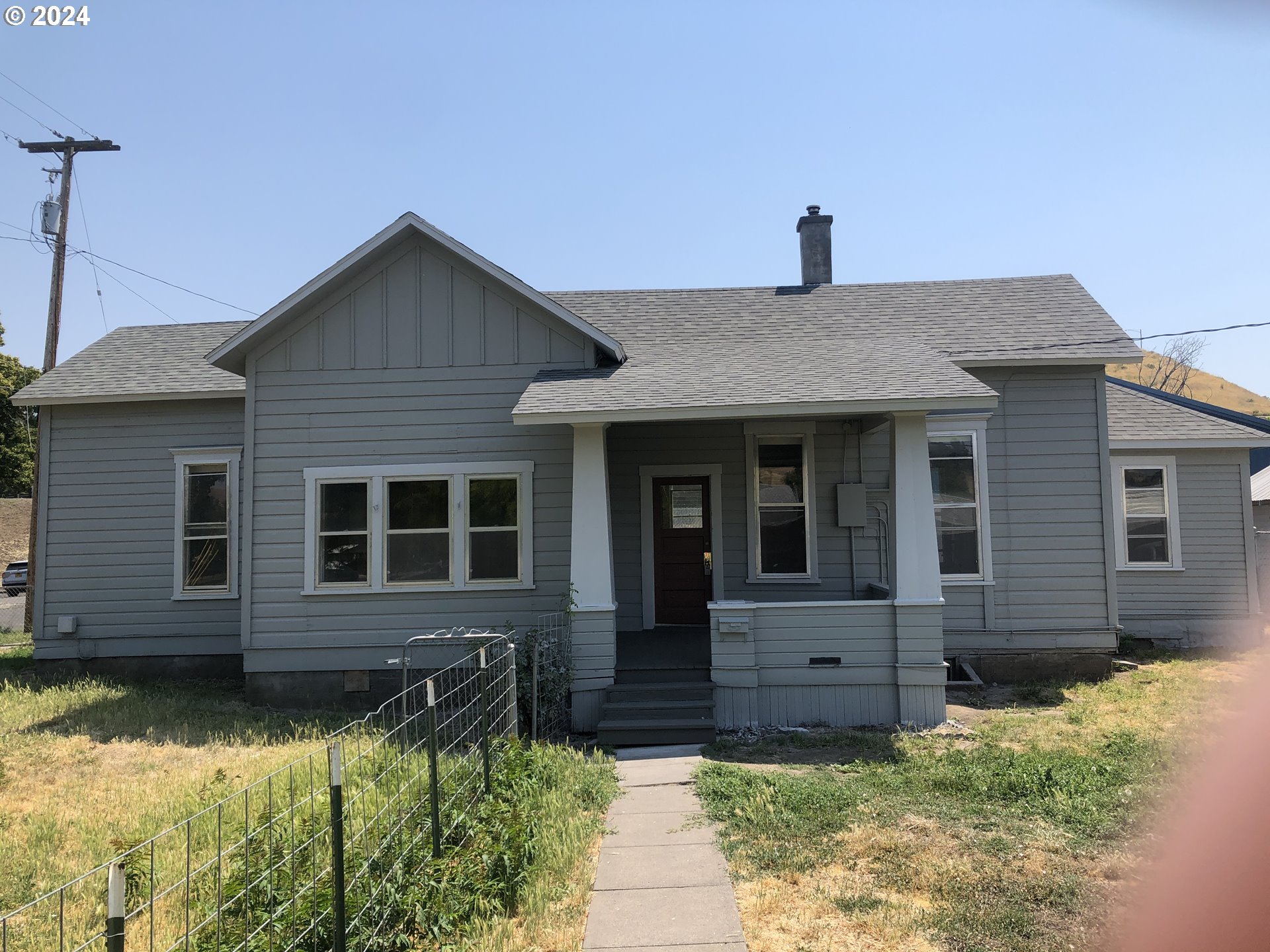 Photo of 614 EMIGRANT AVE Pendleton OR 97801