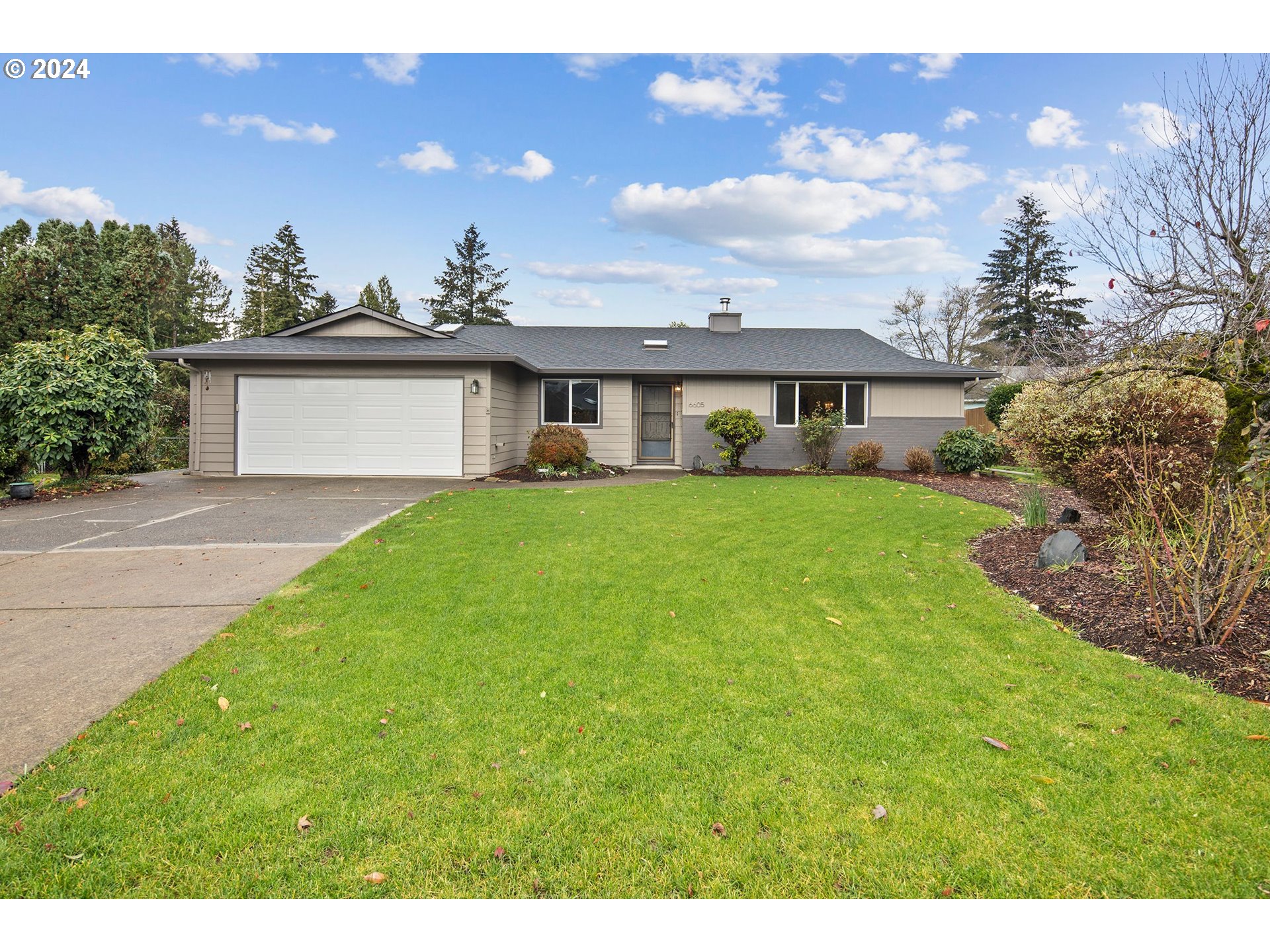 Photo of 6605 TUSCANY CT Milwaukie OR 97267