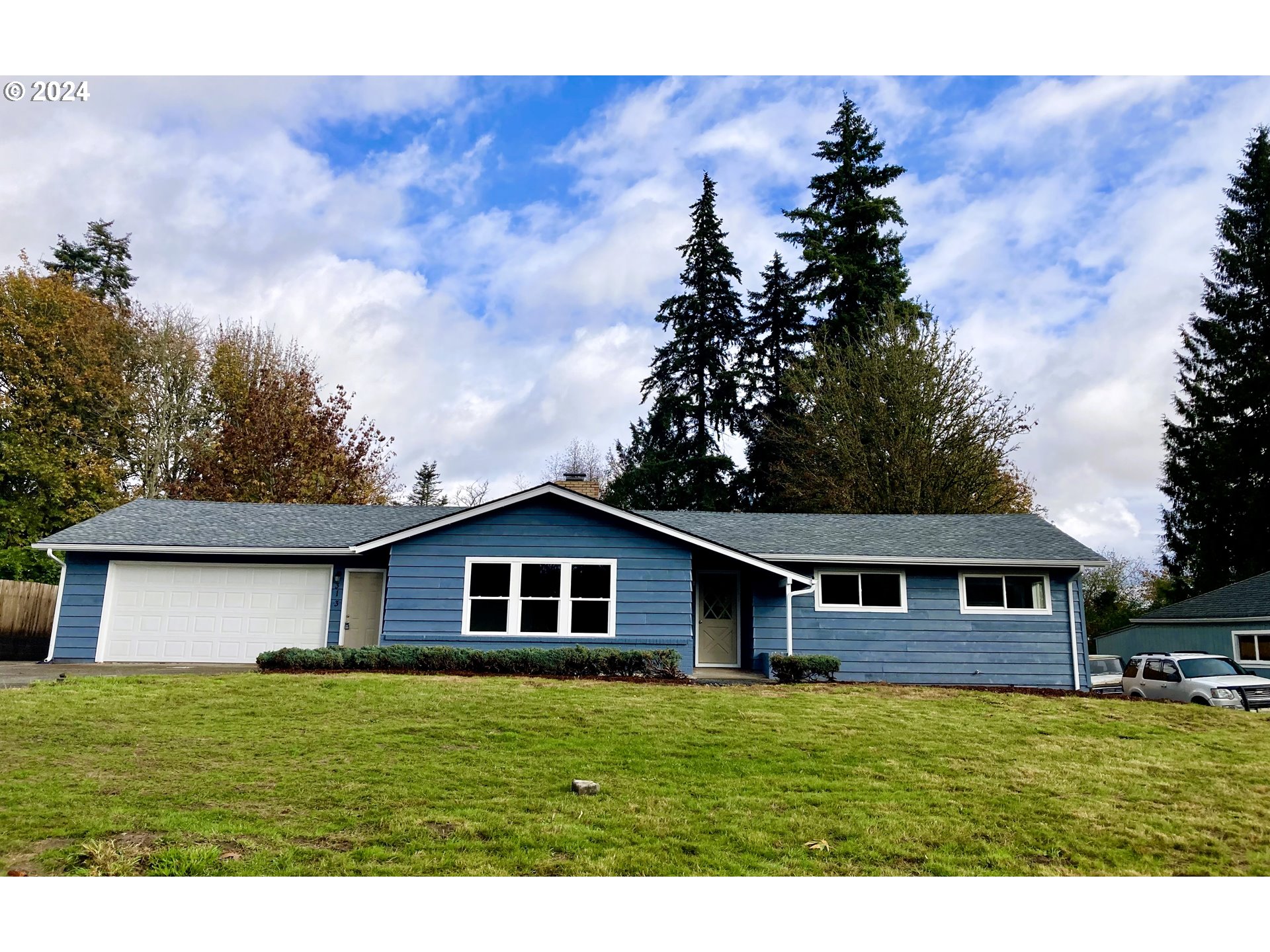 Photo of 313 NEVADA DR Longview WA 98632