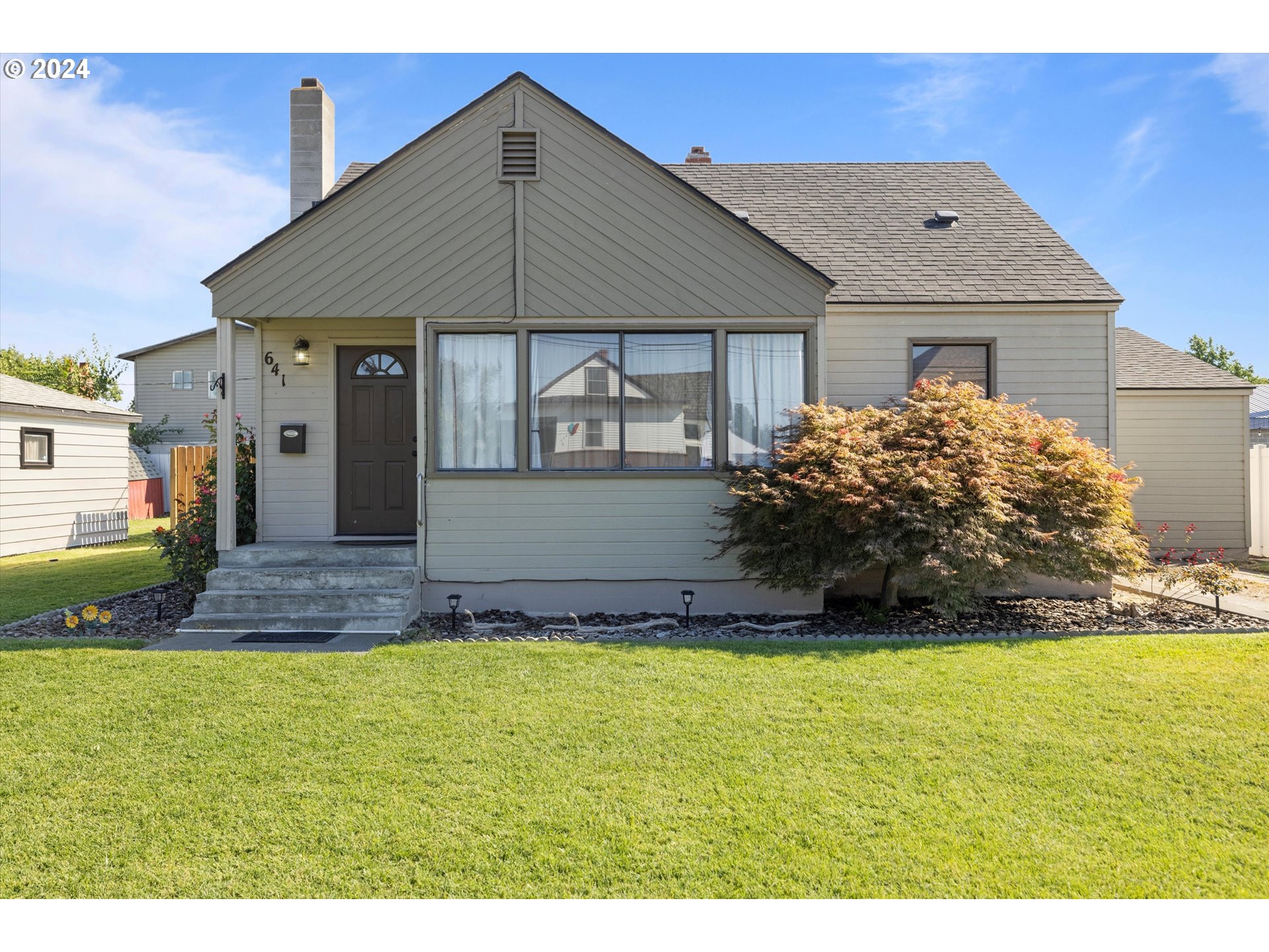 Photo of 641 HERMISTON AVE Hermiston OR 97838