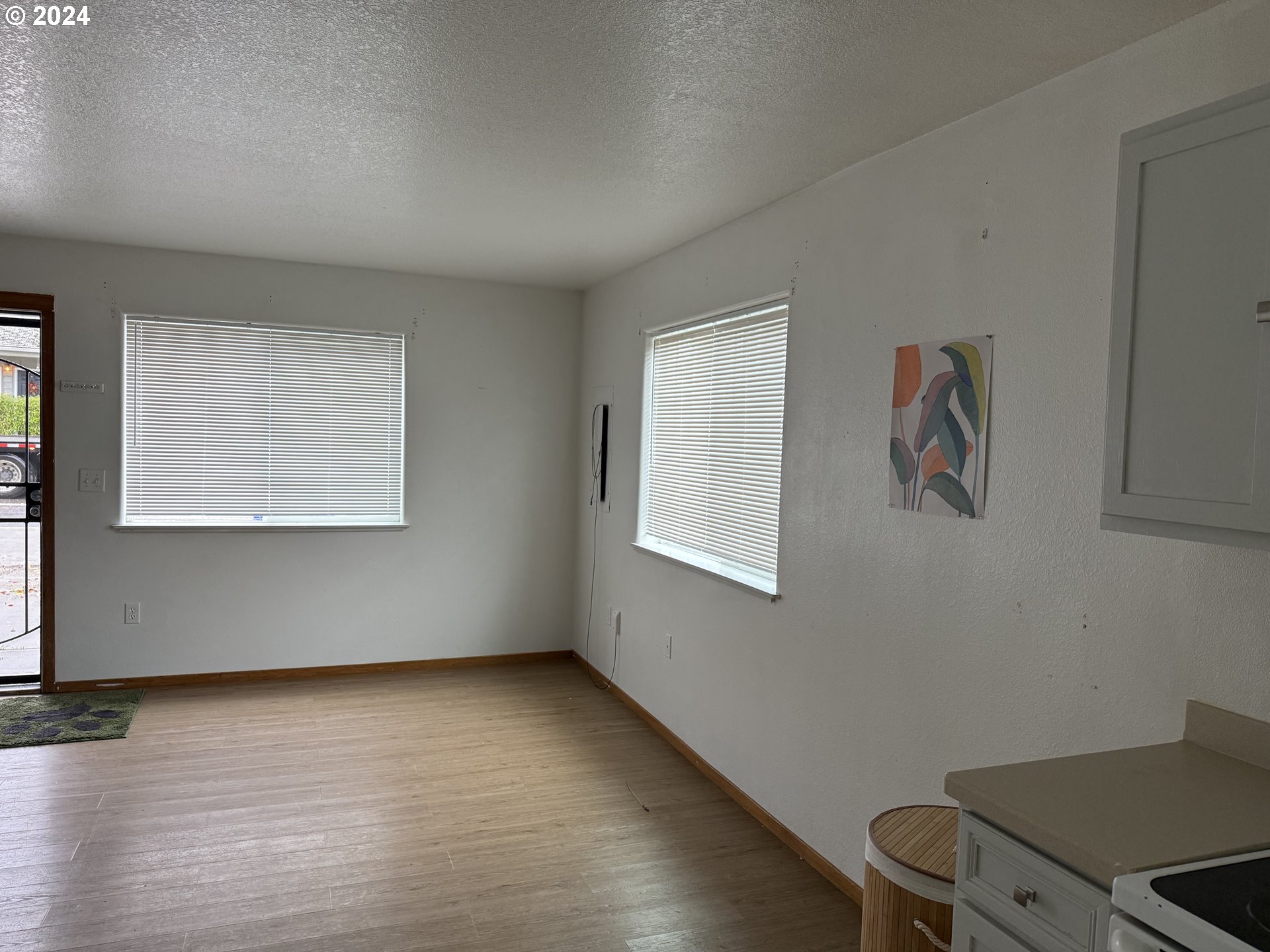 9845 N LOMBARD ST, Portland, OR, 97203