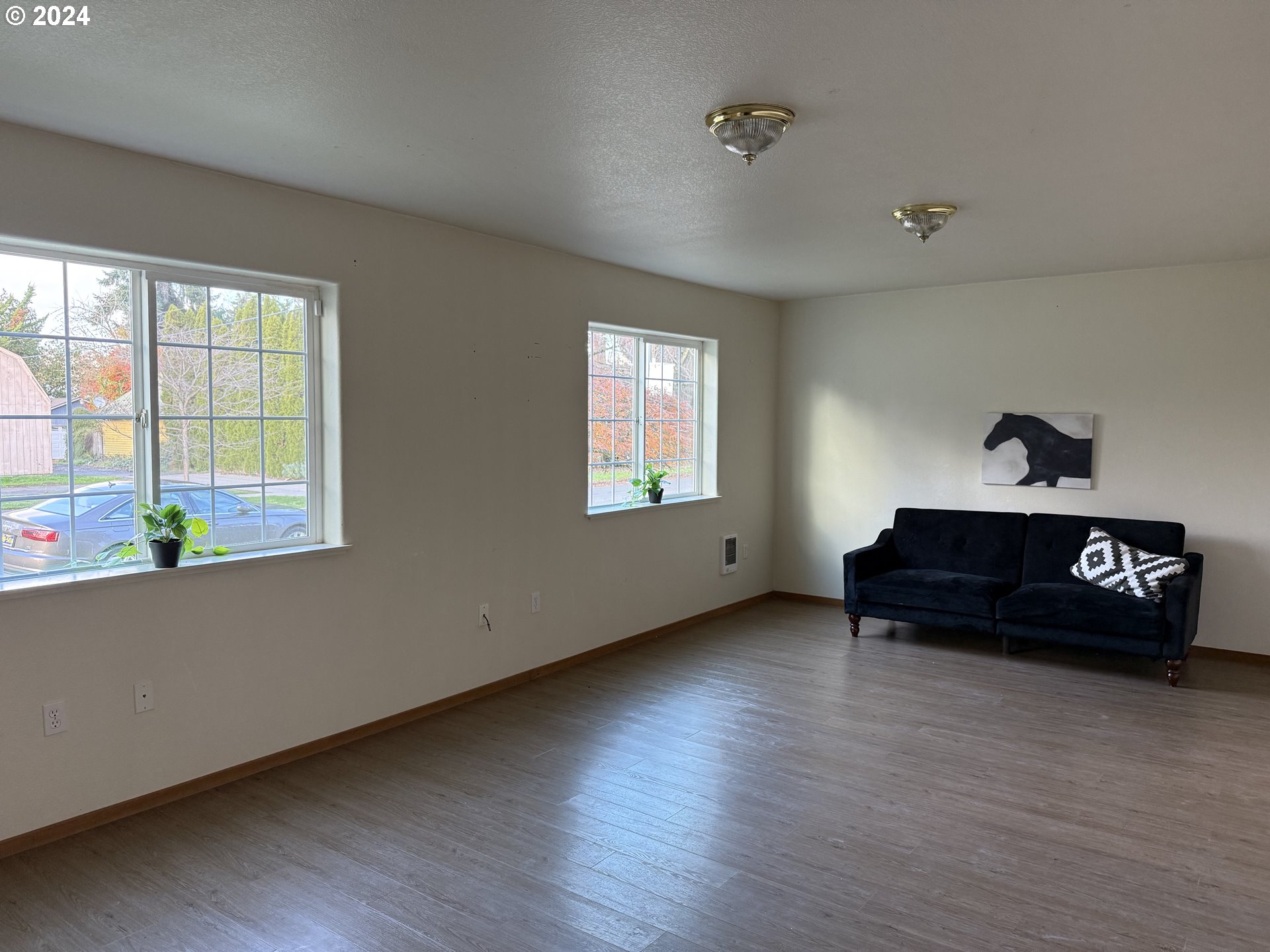 9845 N LOMBARD ST, Portland, OR, 97203