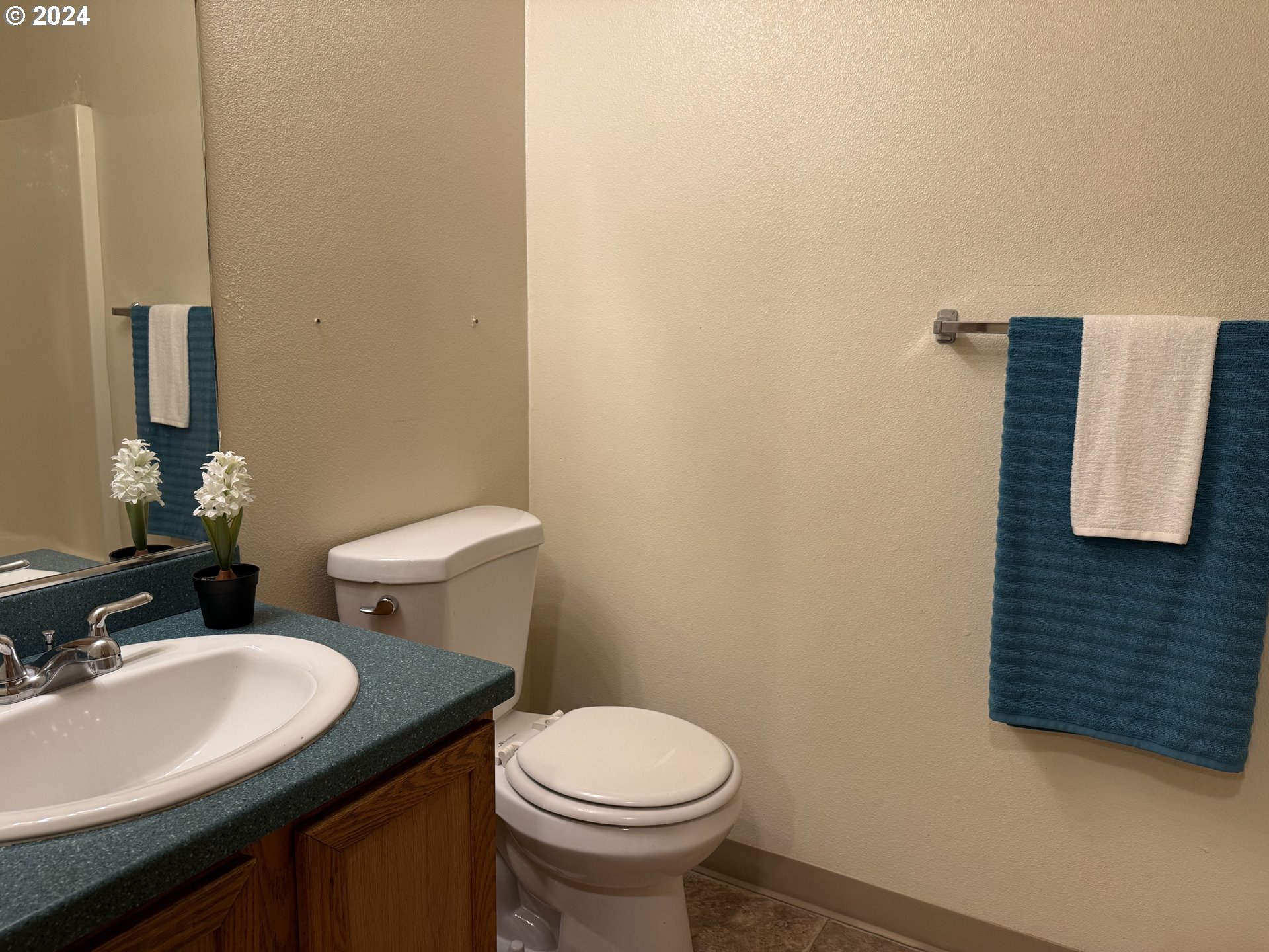 9845 N LOMBARD ST, Portland, OR, 97203